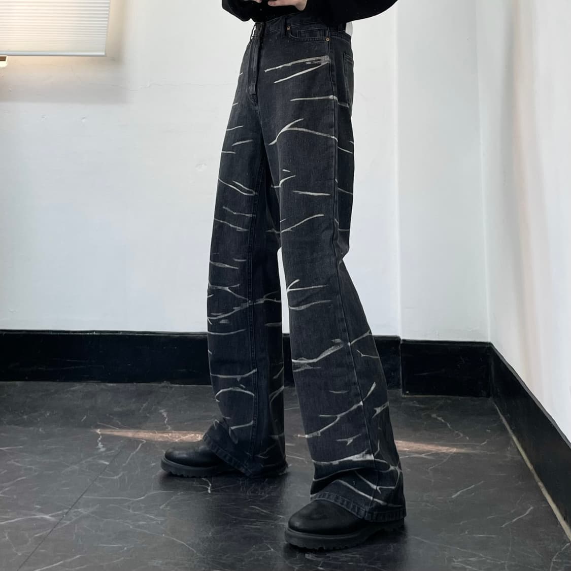 30in 크랙 페인팅 부츠컷 와이드 데님 팬츠 상품이미지1