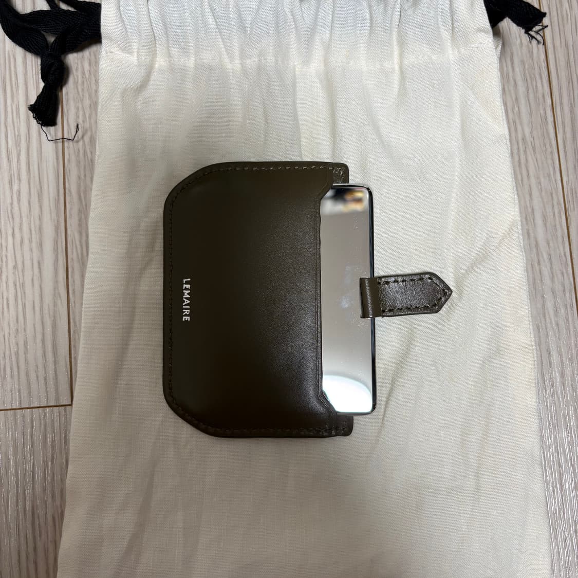 르메르 미러 카드지갑 상품이미지1