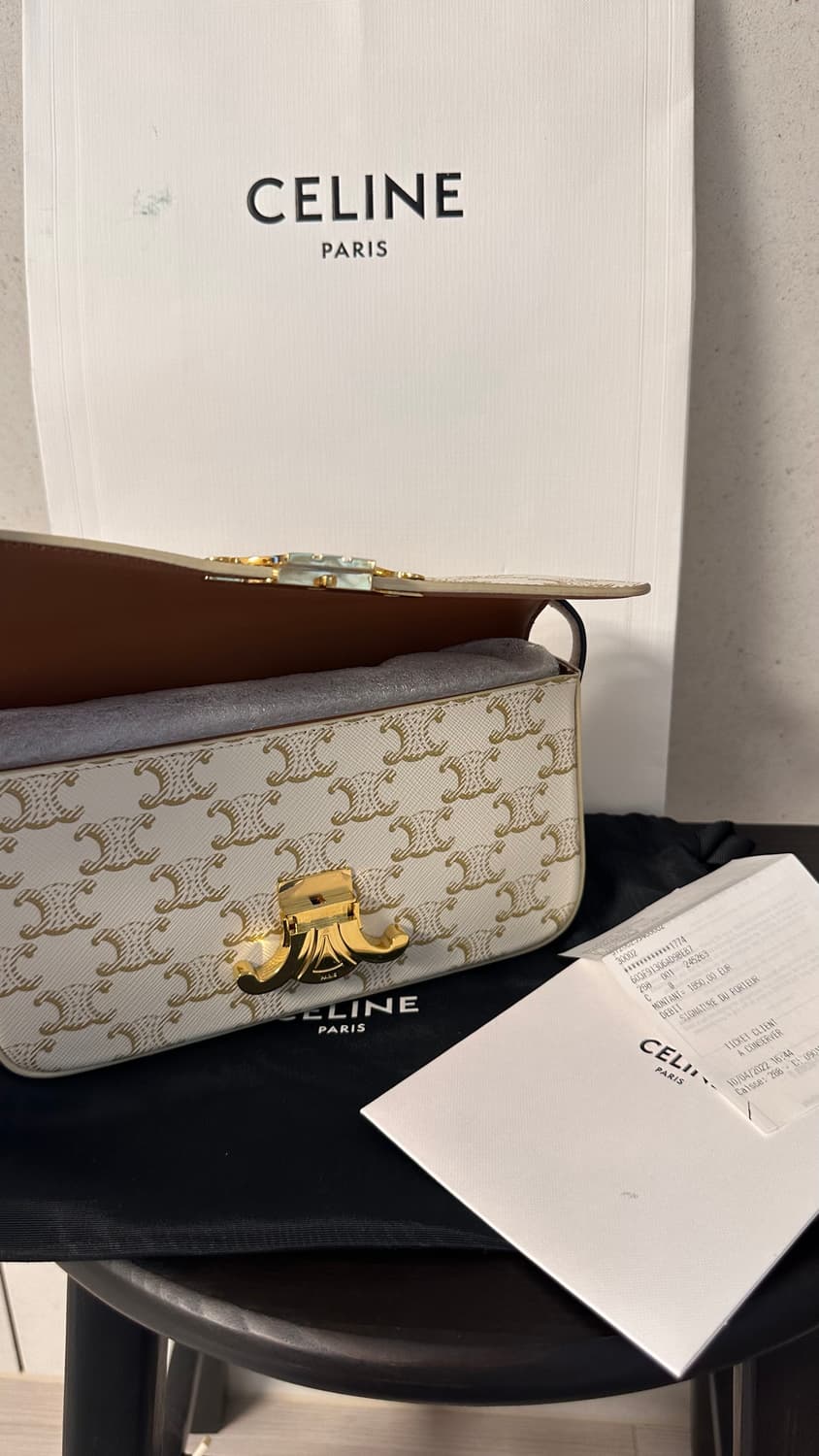 셀린느 트리옹프 화이트 캔버스 숄더백 상품이미지3