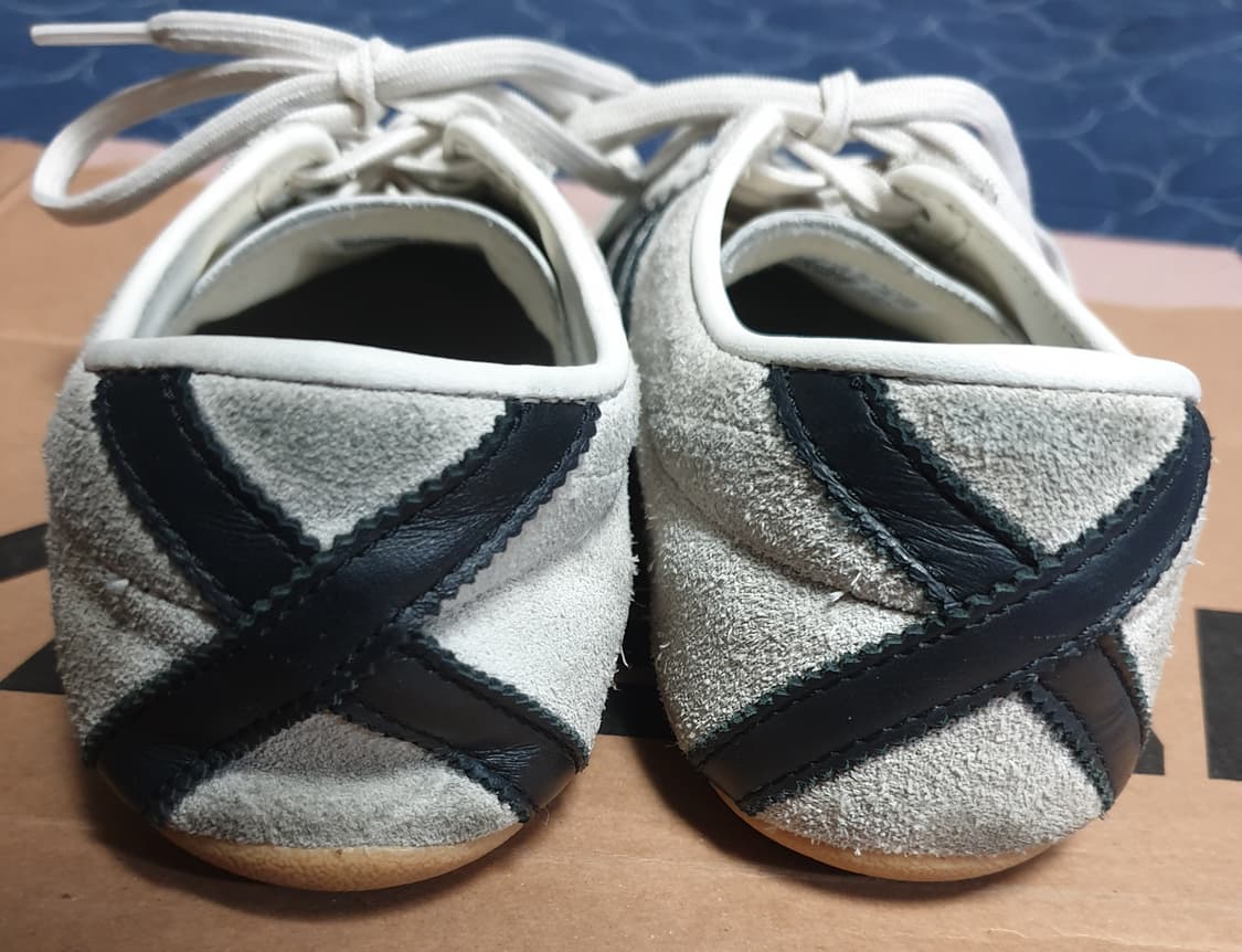 아디다스 도쿄 오프화이트 코어 블랙 스니커즈 (230) 상품이미지4