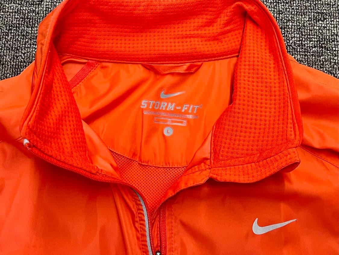 [55~66] 나이키 스톰핏 우먼즈 바람막이 오렌지컬러 L  상품이미지4
