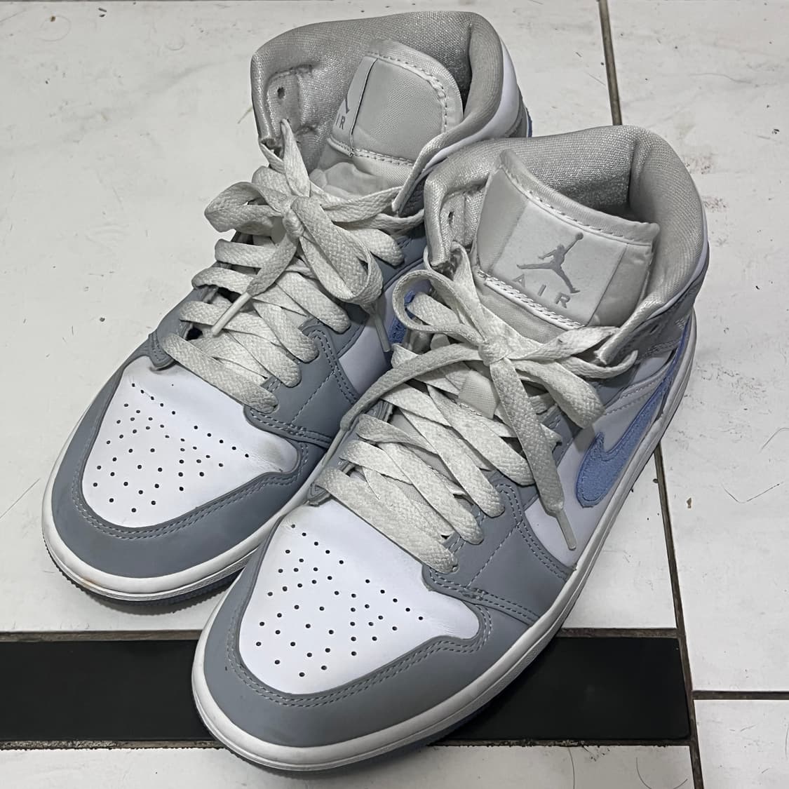 조던 1 미드 울프 그레이 상품이미지3