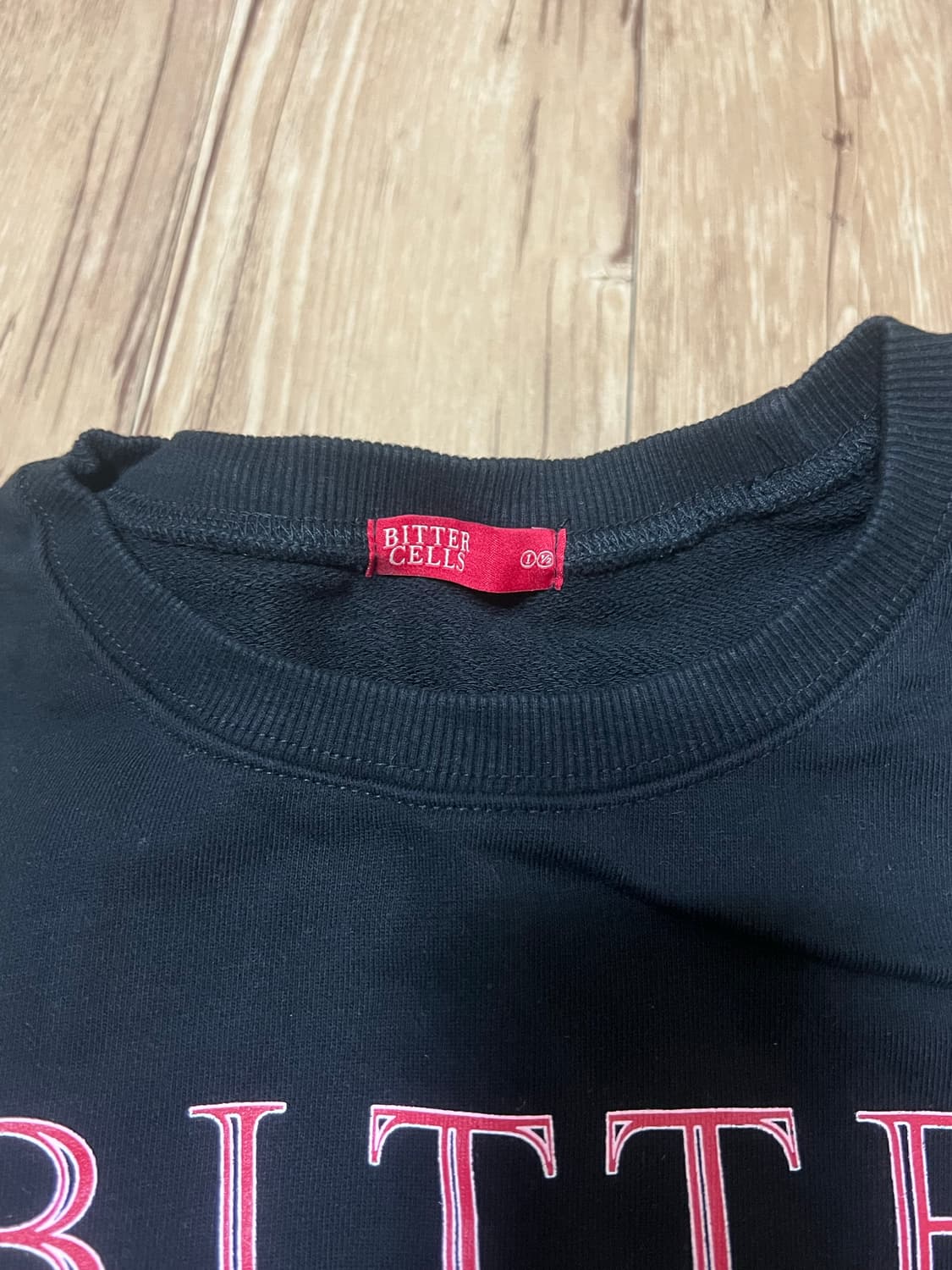 비터셀즈 래빗 스웻 셔츠-블랙 상품이미지3