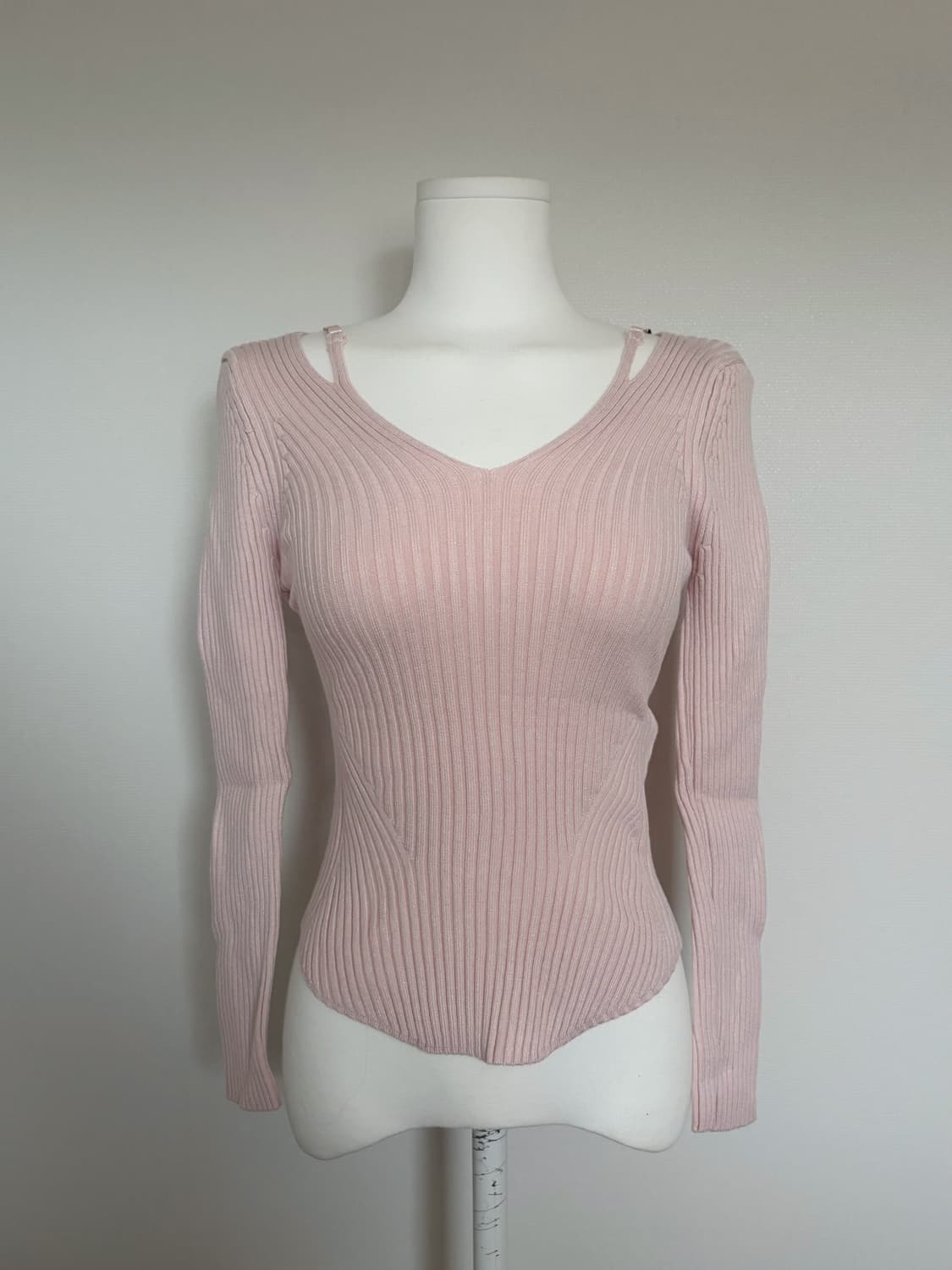 고퀄 수지 니트 상품이미지1