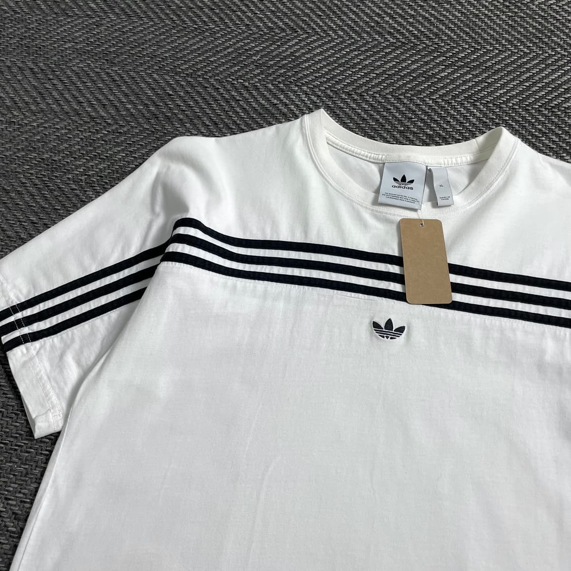 아디다스 오리지날 센터로고 화이트 반팔 티셔츠 o 4464 상품이미지2
