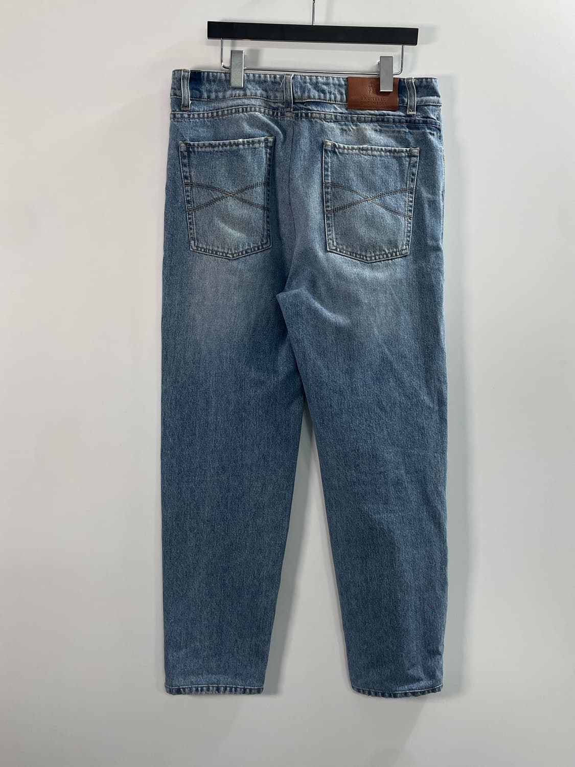 부르넬로 쿠치넬리 루즈핏 데님팬츠 (onp.67) 상품이미지2