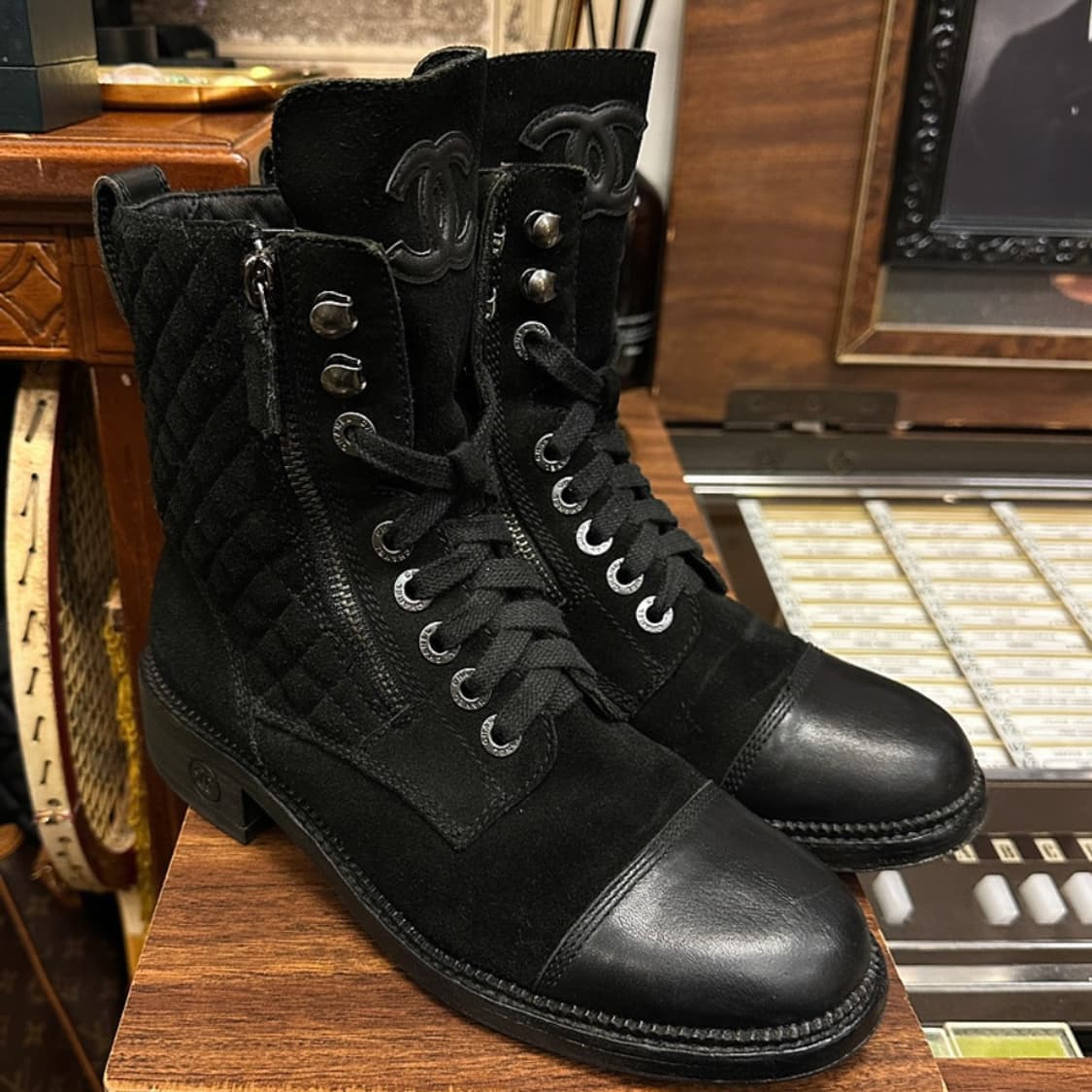 샤넬 CC퀄팅 컴뱃부츠 상품이미지3