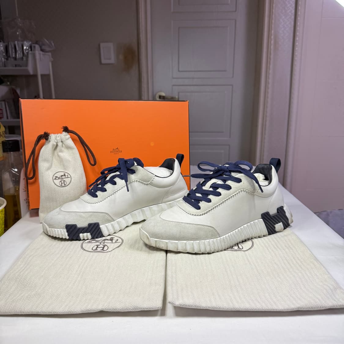 에르메스 바운싱 카프스킨 스웨이드 스니커즈 상품이미지1