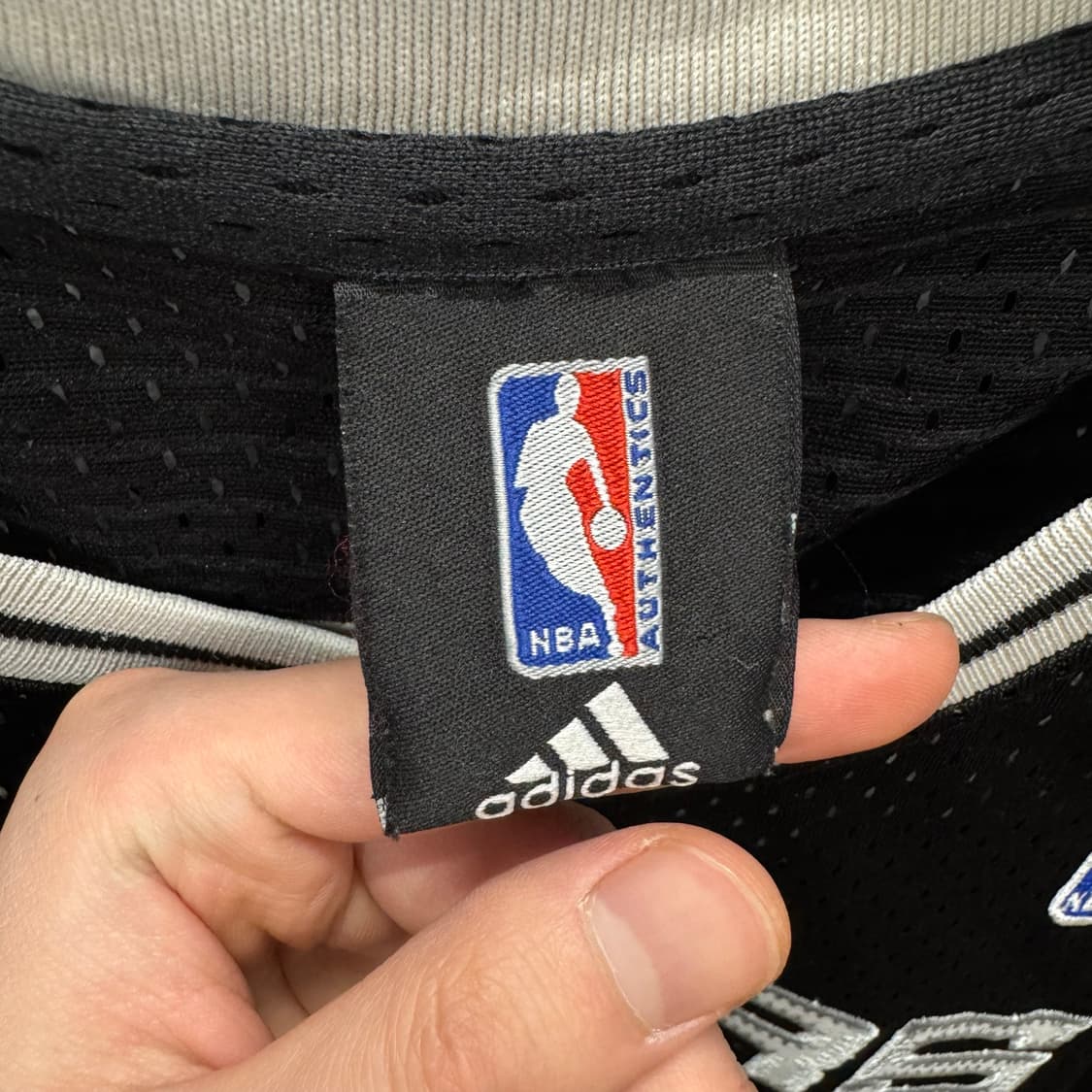 00s 아디다스 X NBA 샌안토니오 스퍼스 팀 저지 블랙 상품이미지8