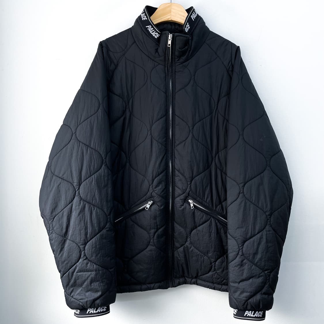 팔라스 17F/W AQ 블랙 퀼팅 점퍼 상품이미지4