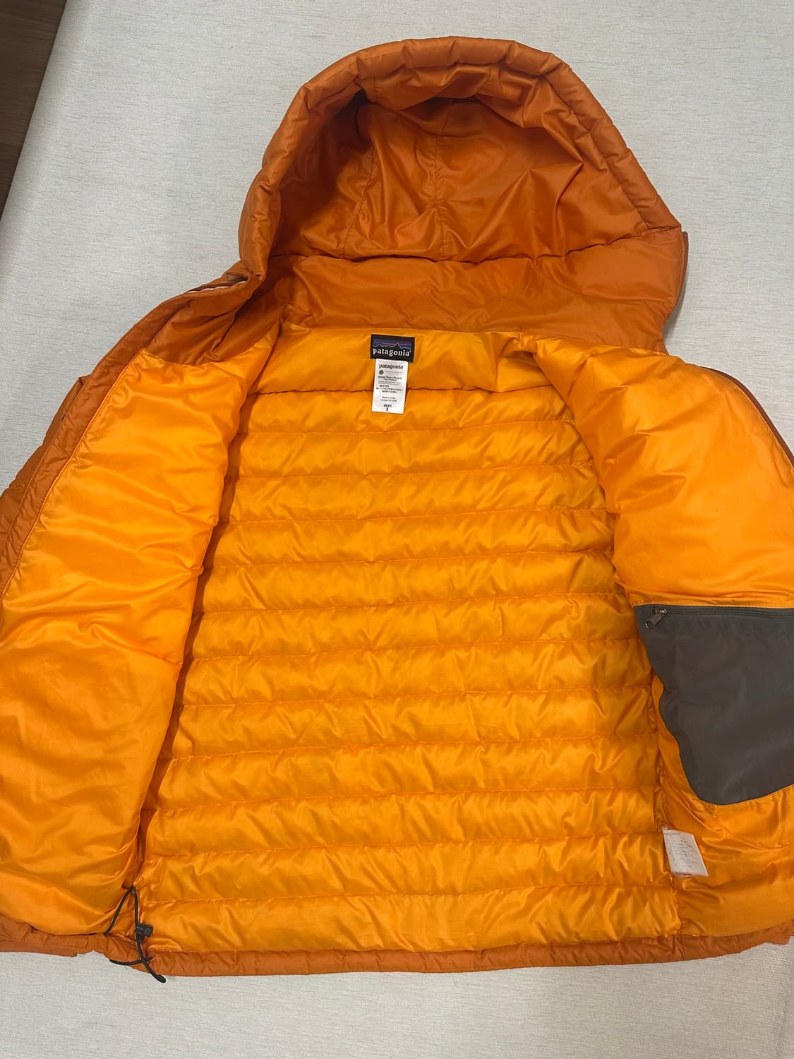 (S)김원중 파타고니아 빈티지 다운스웨터 후드 경량패딩 상품이미지4