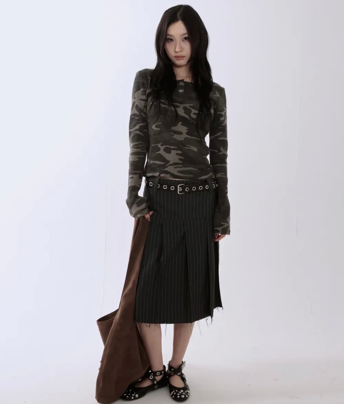 새상품) 러닝하이 스터드 카모 롱슬리브 티셔츠 상품이미지1