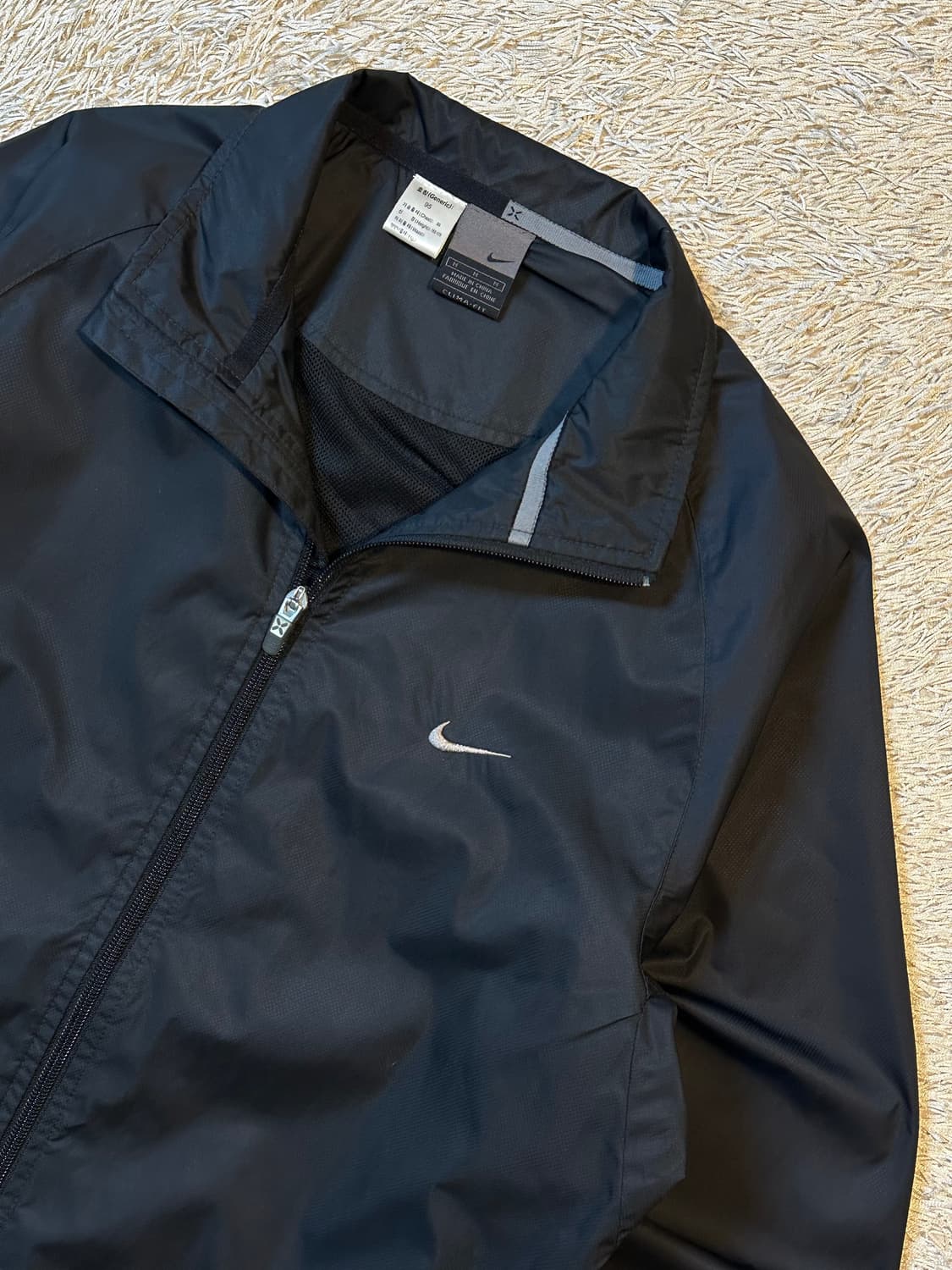 00's 나이키 올드스쿨 스우시 바람막이 자켓 블랙 상품이미지2