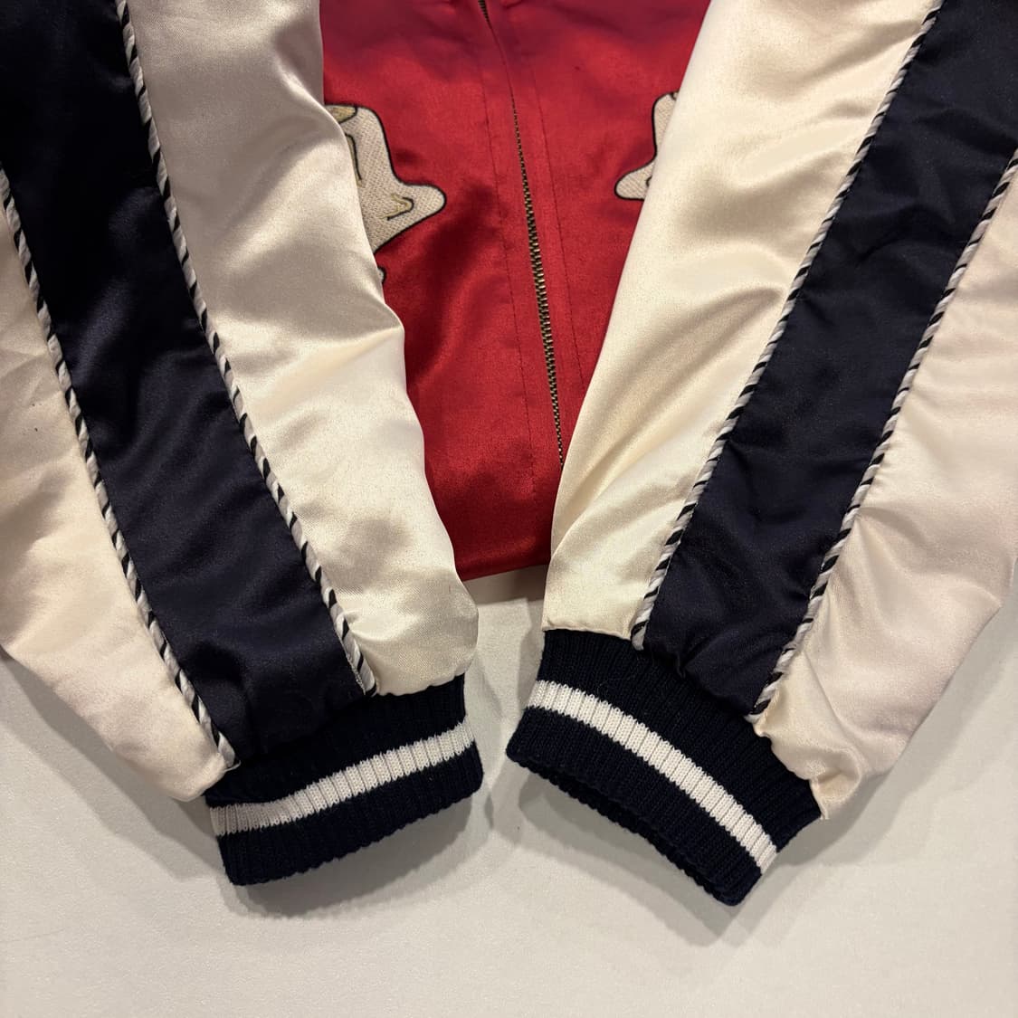 [M] 오아이오아이 브런치 버터 자수 스카쟌 집업 자켓 D726 상품이미지6