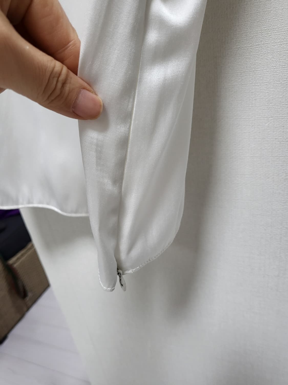 새틴 블라우스 44-66 끌로에,막스마라,샤넬,펜디 상품이미지3