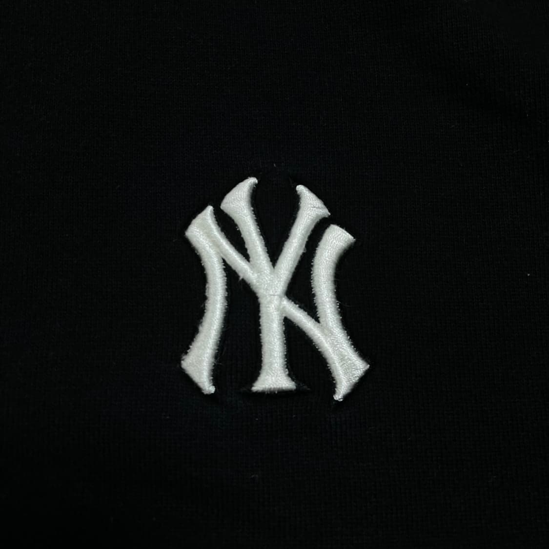 MLB 뉴욕양키스 빅로고 블랙 맨투맨 상품이미지3