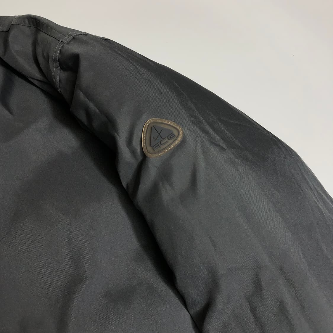 나이키 acg 90s 올드스쿨 패딩 XL 상품이미지3