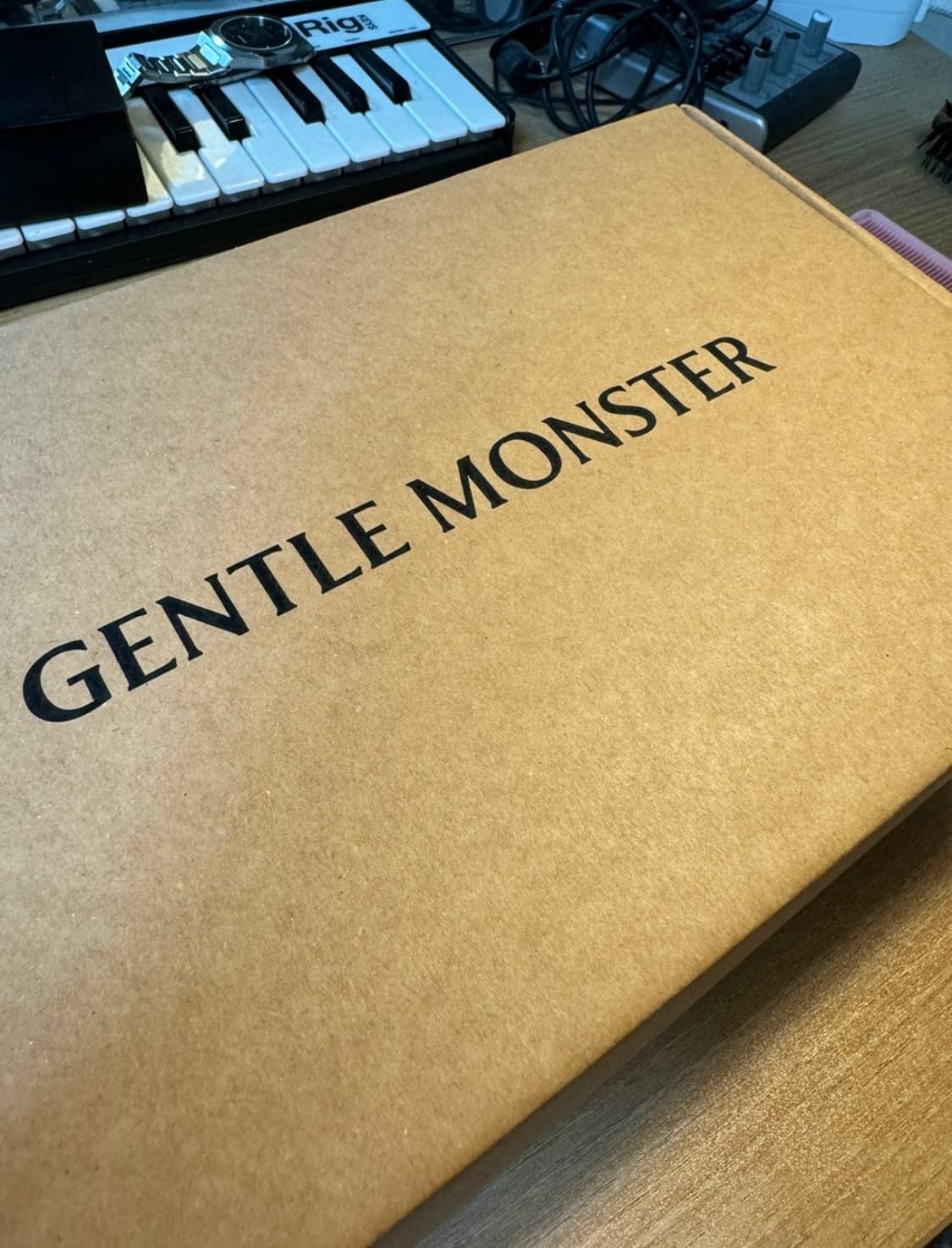 [OS] 젠틀 몬스터 x 마르지엘라 레더 MM106 상품이미지3