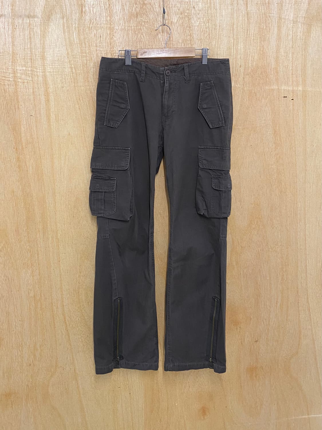 TAKEO KIKUCHI flight cargo boots-cut 상품이미지1