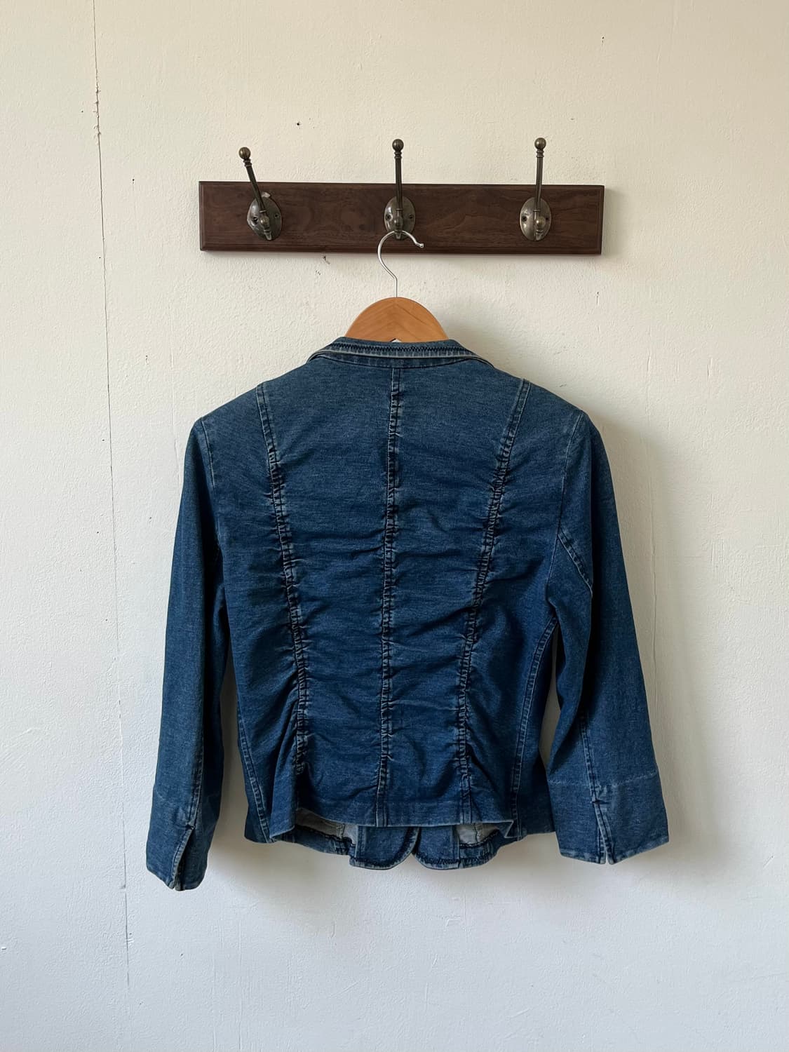 EMMAJAMES 셔링 크롭 데님 자켓 상품이미지3