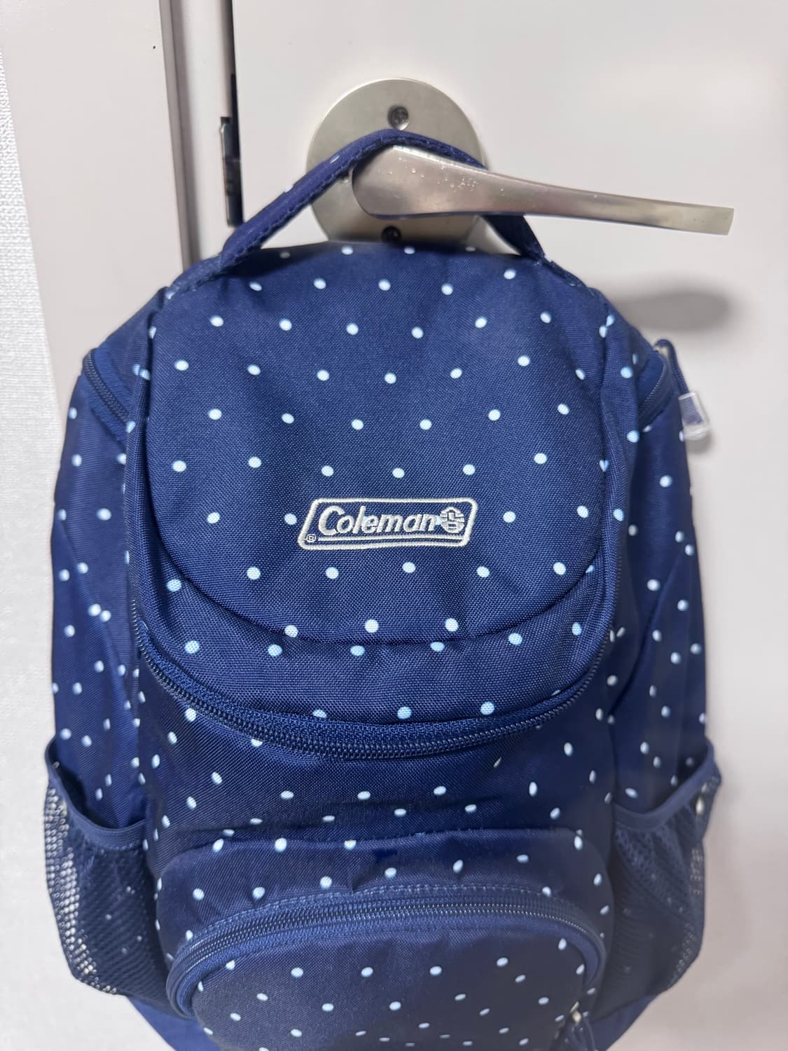 콜맨 네이비 도트 미니 백팩 상품이미지2