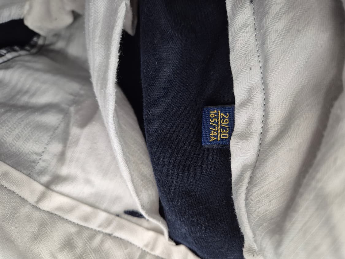 랄프로렌 남성 면바지입니다
- 색상: 네이비
- 사이즈: 29/30 상품이미지6