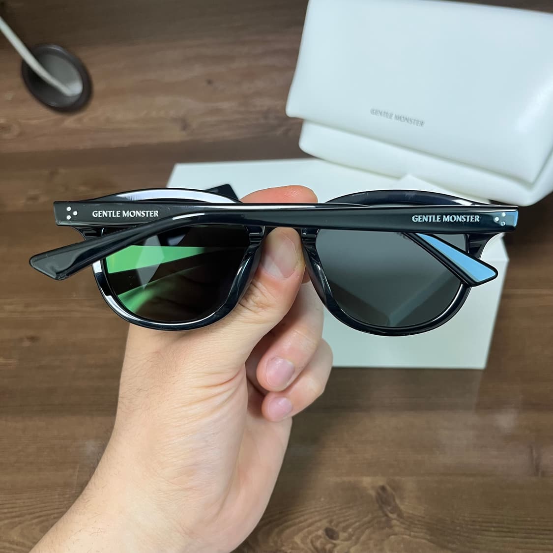 젠틀몬스터 제이드 01 상품이미지4