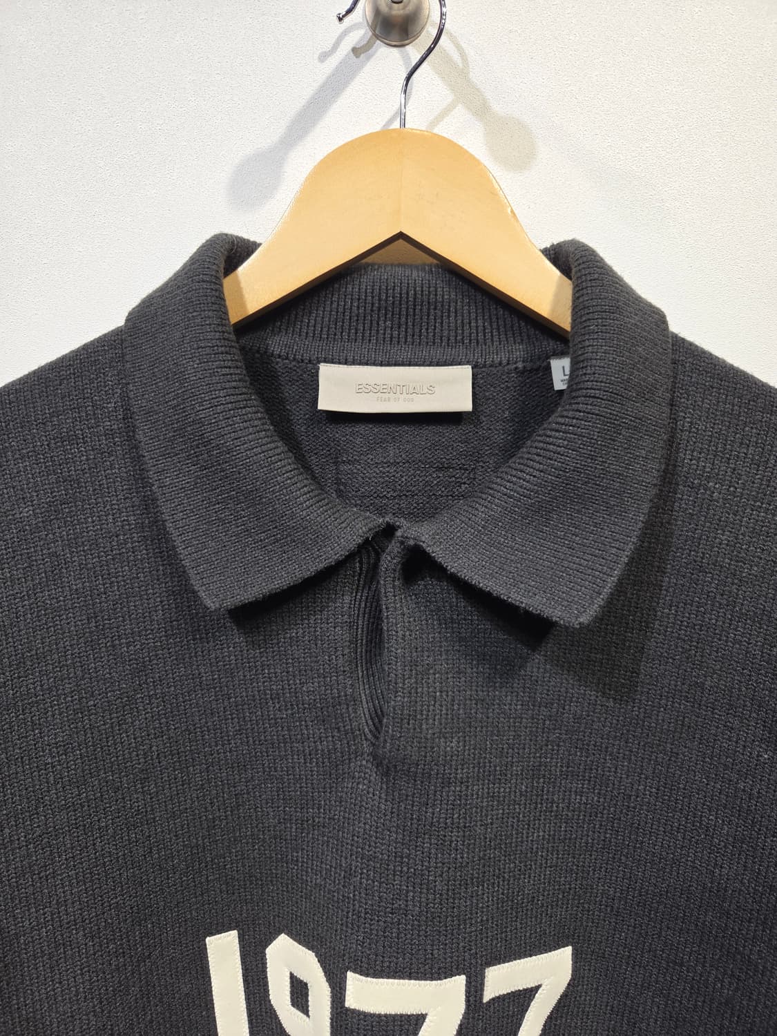 에센셜 피어오브갓 1977 니트 폴로 차콜 상품이미지3