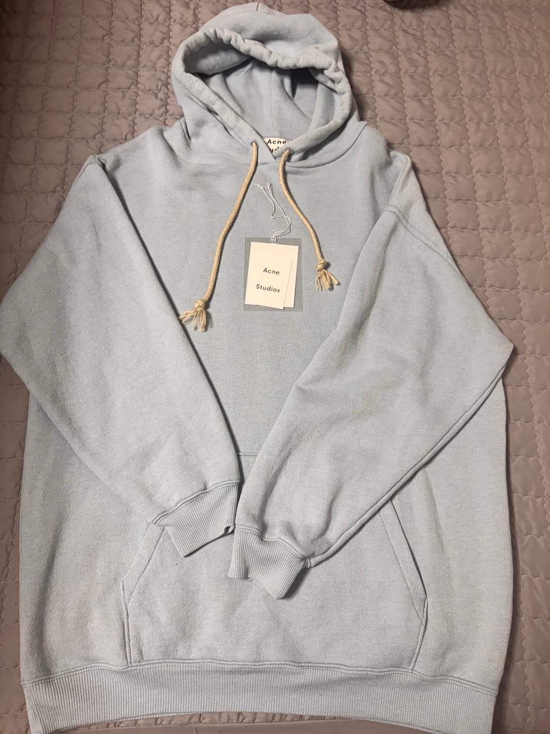 아크네 스튜디오 리버스 라벨 후드 S 파우더 블루 상품이미지3