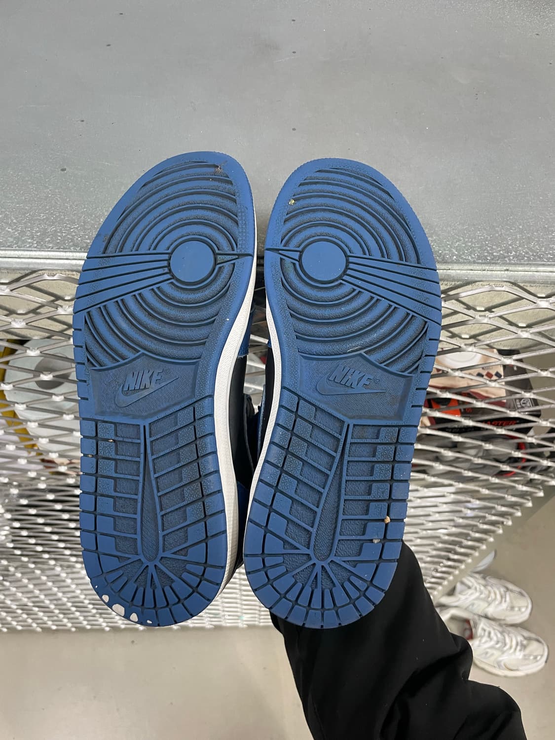 나이키 조던1 레트로 하이 블루 265 상품이미지6