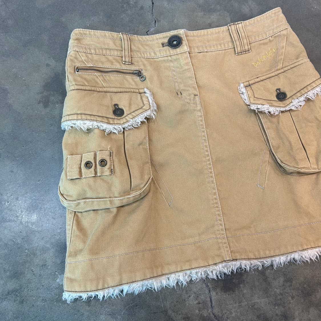 퍼 디테일 카고 스커트 상품이미지3