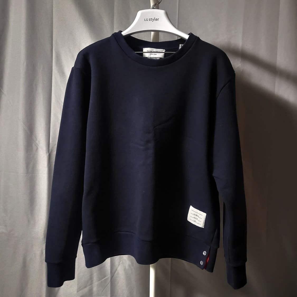 [3 sjze]톰브라운 백삼선 맨투맨 상품이미지2