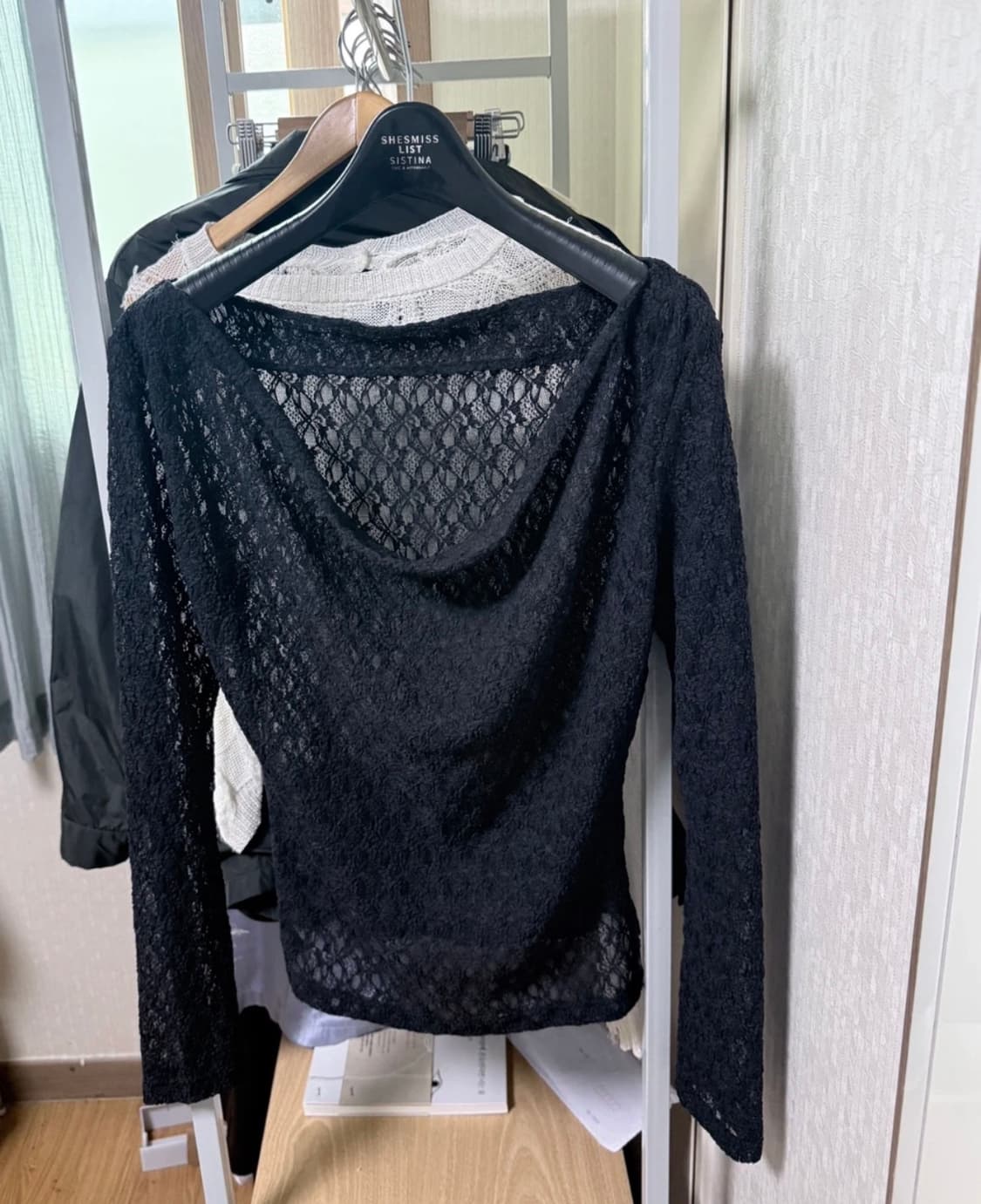 레이스 레이어트 탑 블랙 상품이미지2