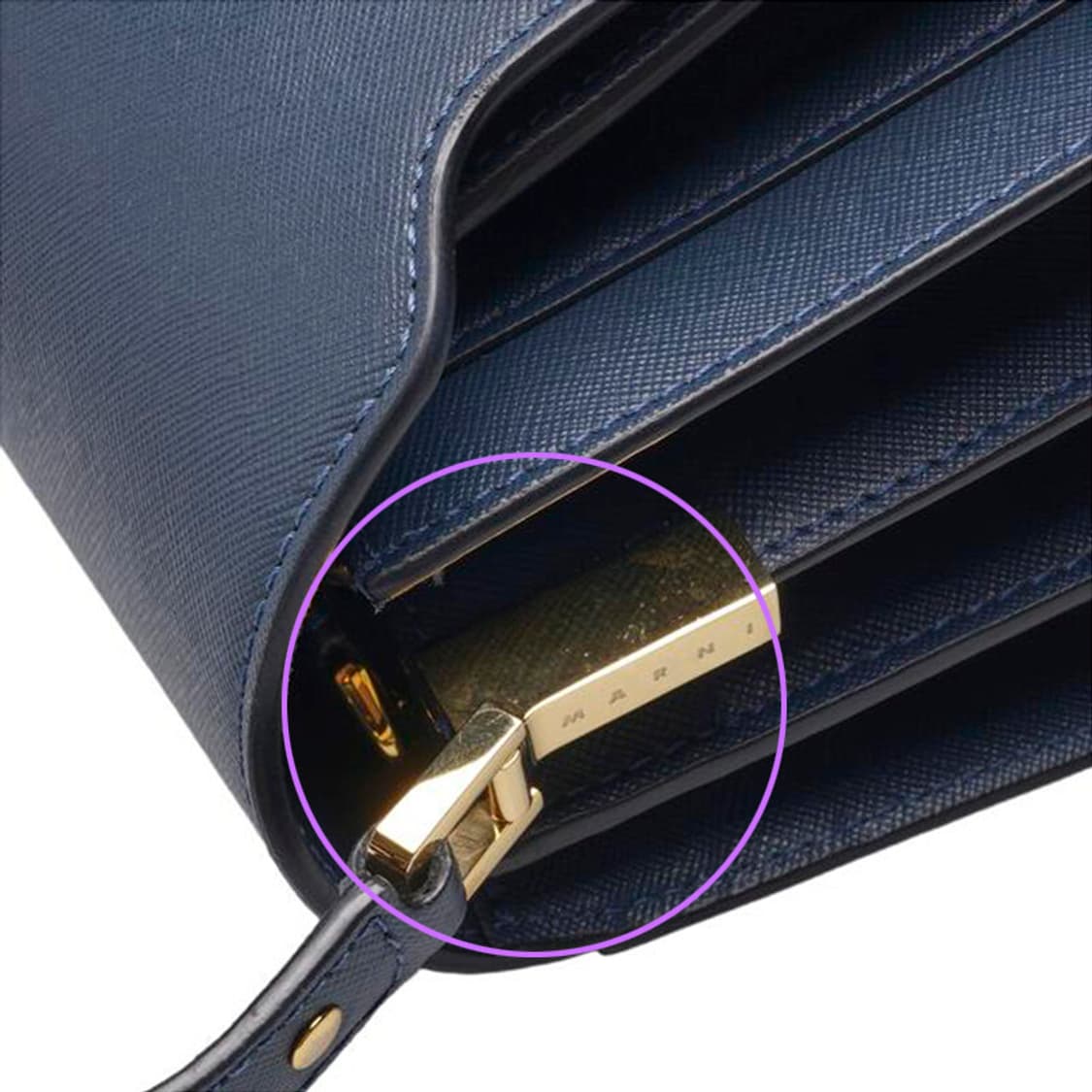 (중고) 마르니 네이비 사피아노 트렁크 미듐 숄더백 상품이미지7