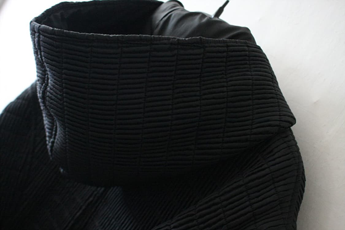 Y's YOHJI YAMAMOTO 요지야마모토 플리츠 후드 패딩 자켓 상품이미지2