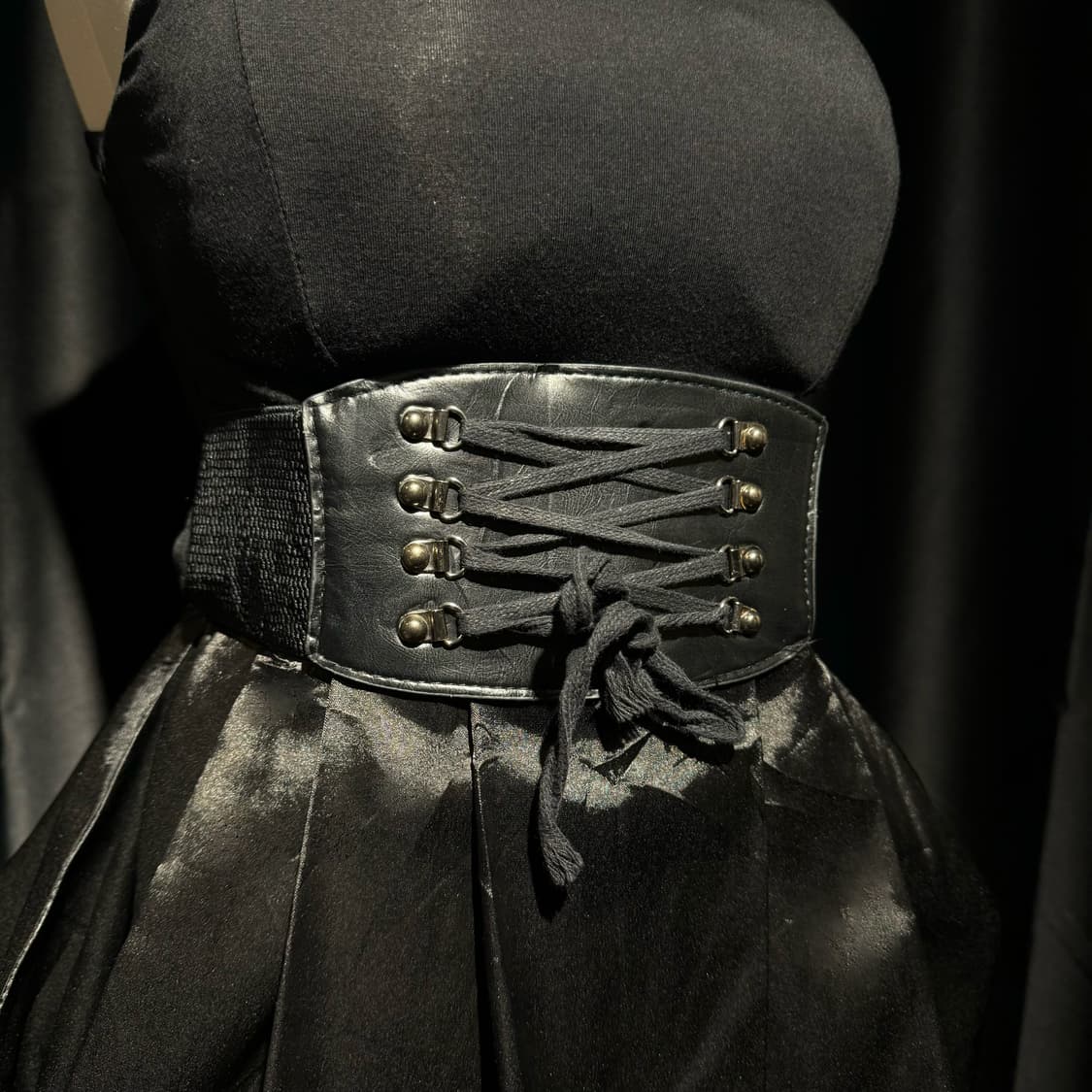 아일렛 코르셋 포인트 퍼프 원피스 상품이미지4