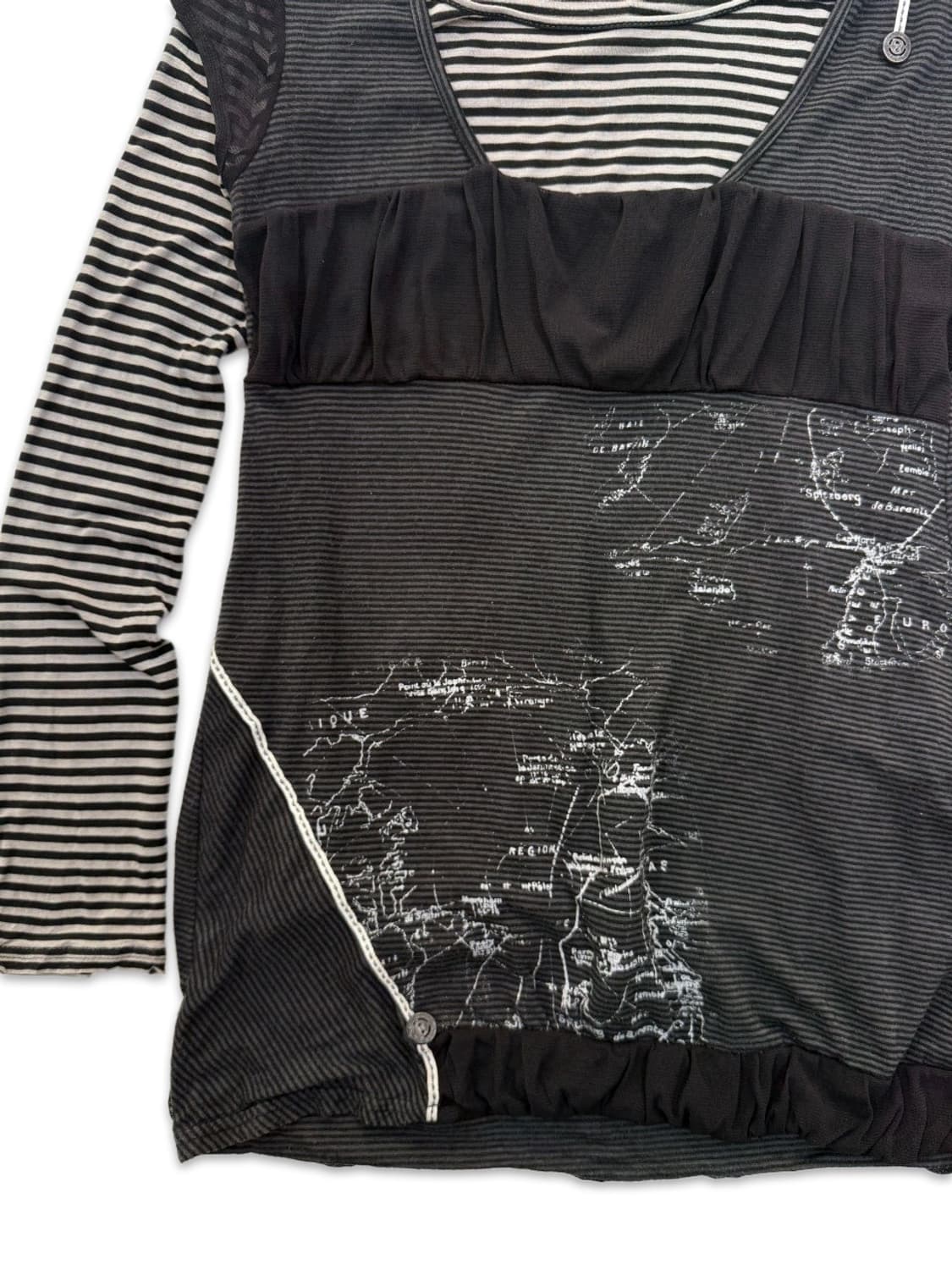 빈티지 블랙 스크라이프 레이어드 티셔츠 상품이미지3