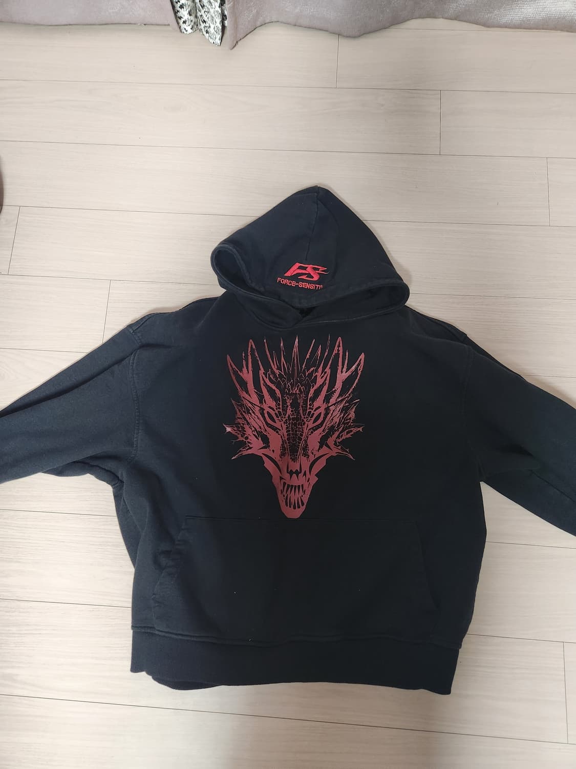 ForceSenstive - Red DRAGON Hoodie 상품이미지1