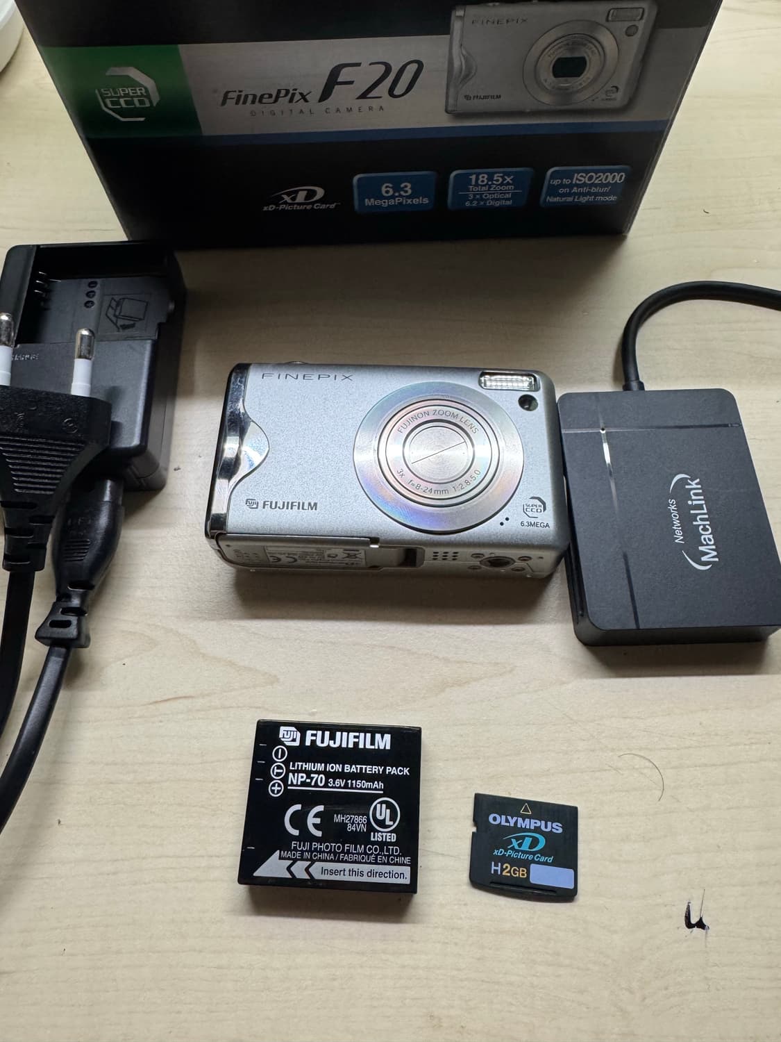 Fujifilm finefix f20 디지털카메라 상품이미지2