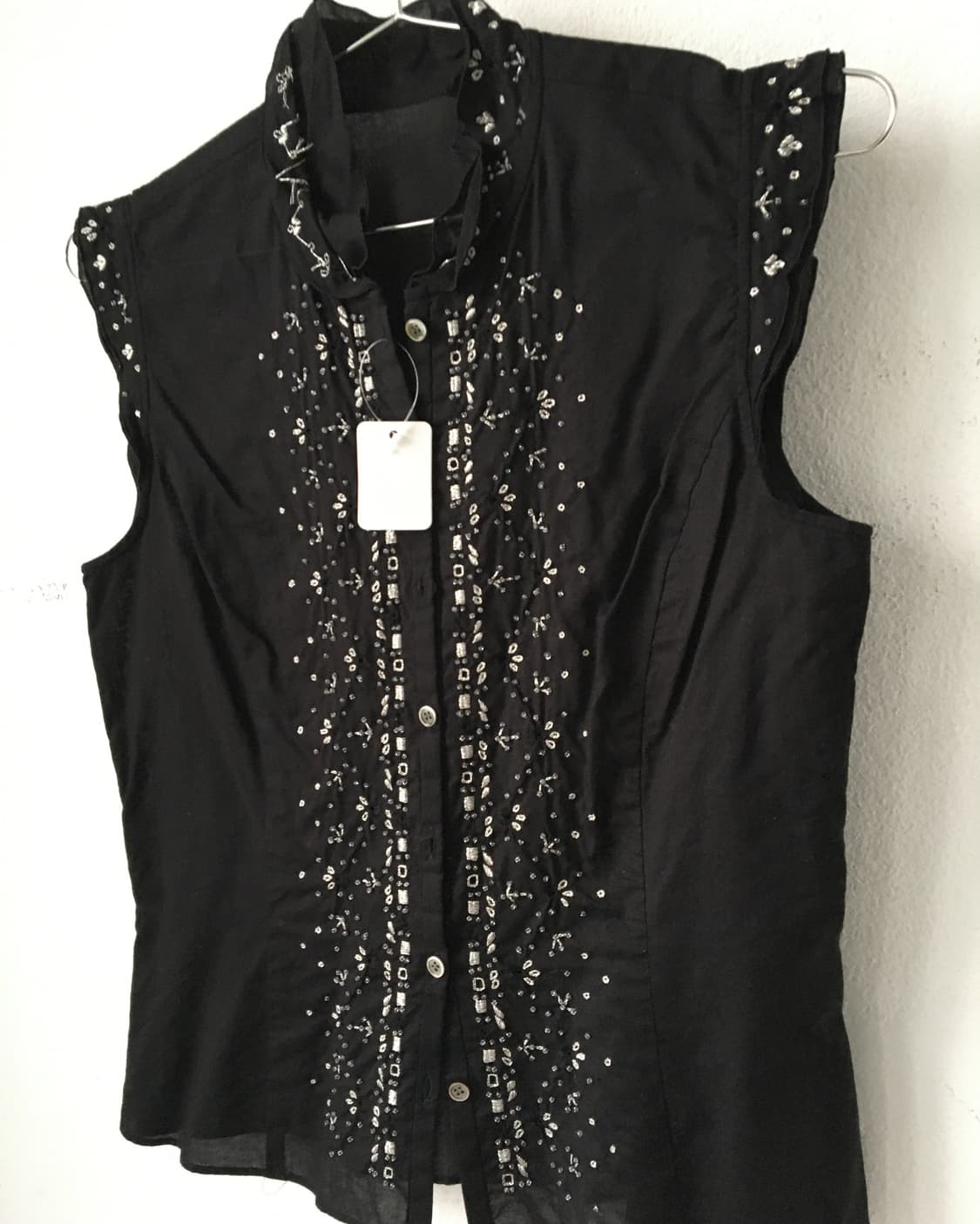 Cubic embroidery point high neck vest 상품이미지5