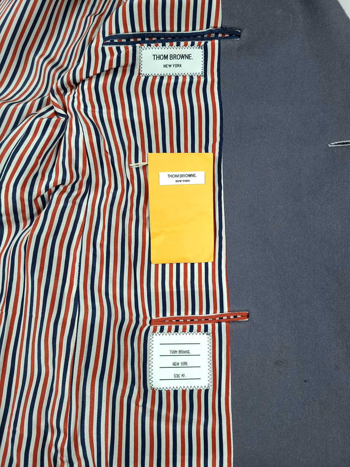 톰브라운 여성 비버퍼 더블브레스티드 울코트 상품이미지9