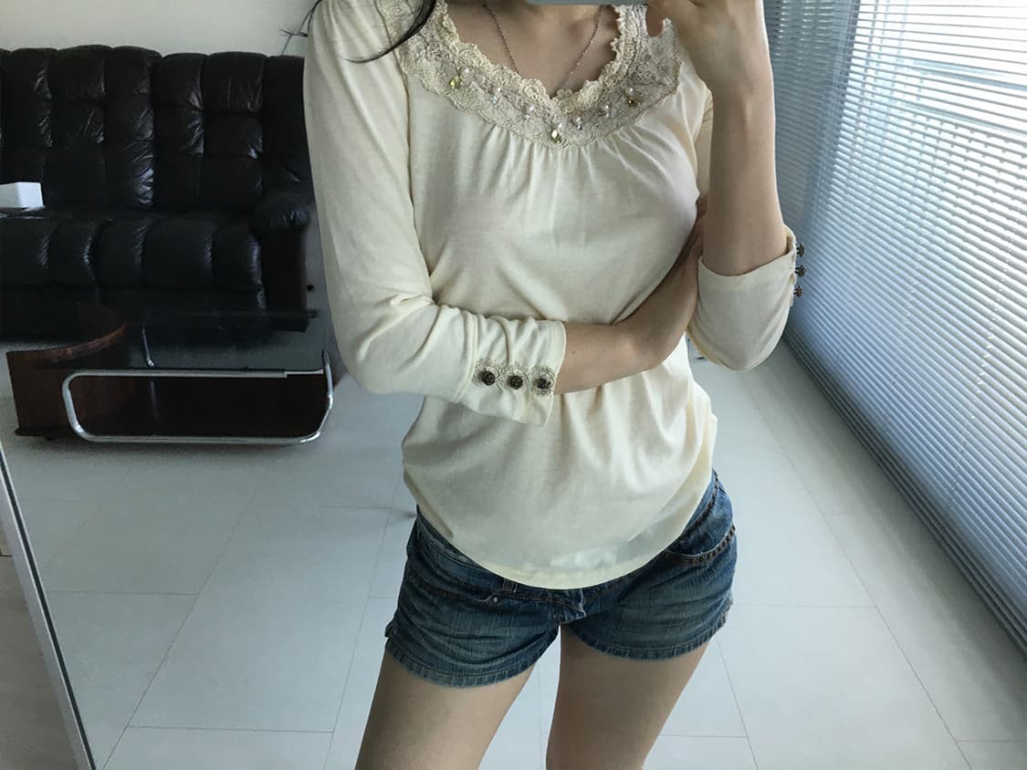 axes femme) lace pearl top 상품이미지6