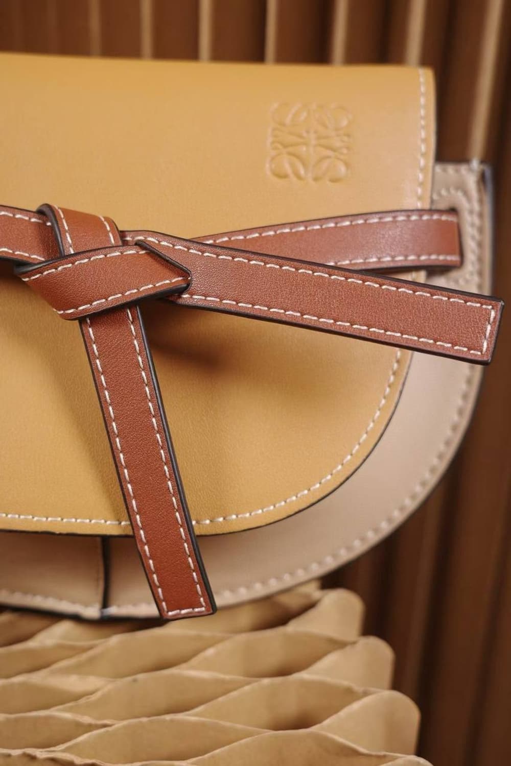 로에베(LOEWE) 미니 게이트 듀얼 백 상품이미지7