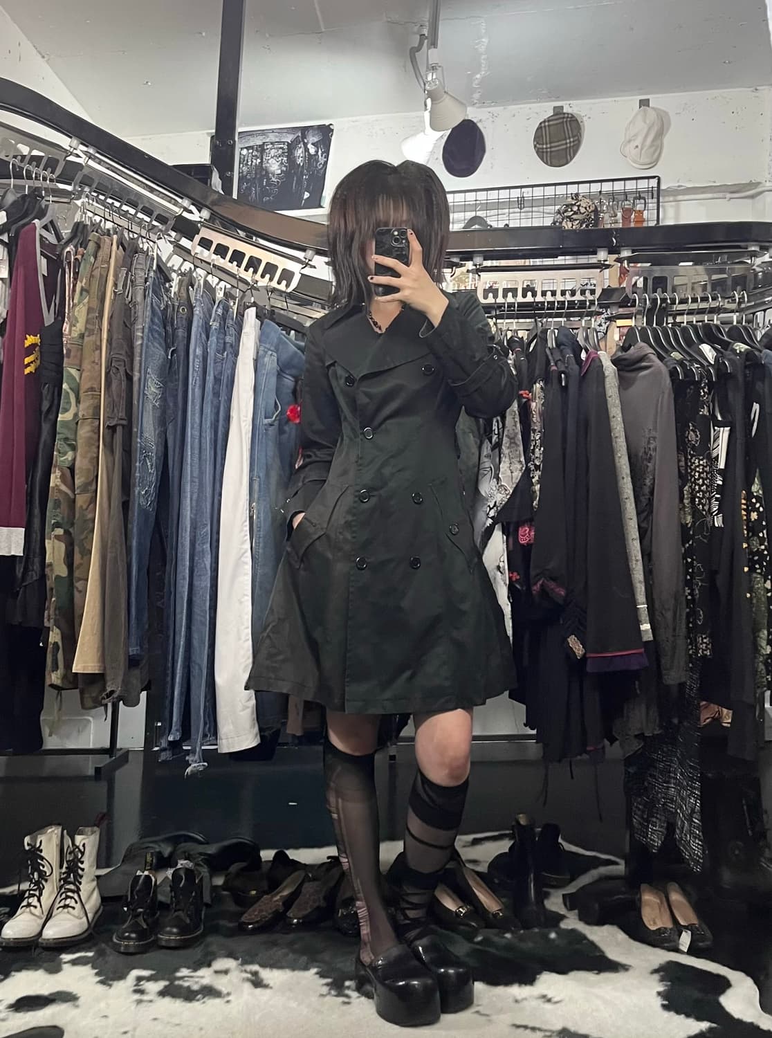 버버리 블랙 트렌치 코트 상품이미지1