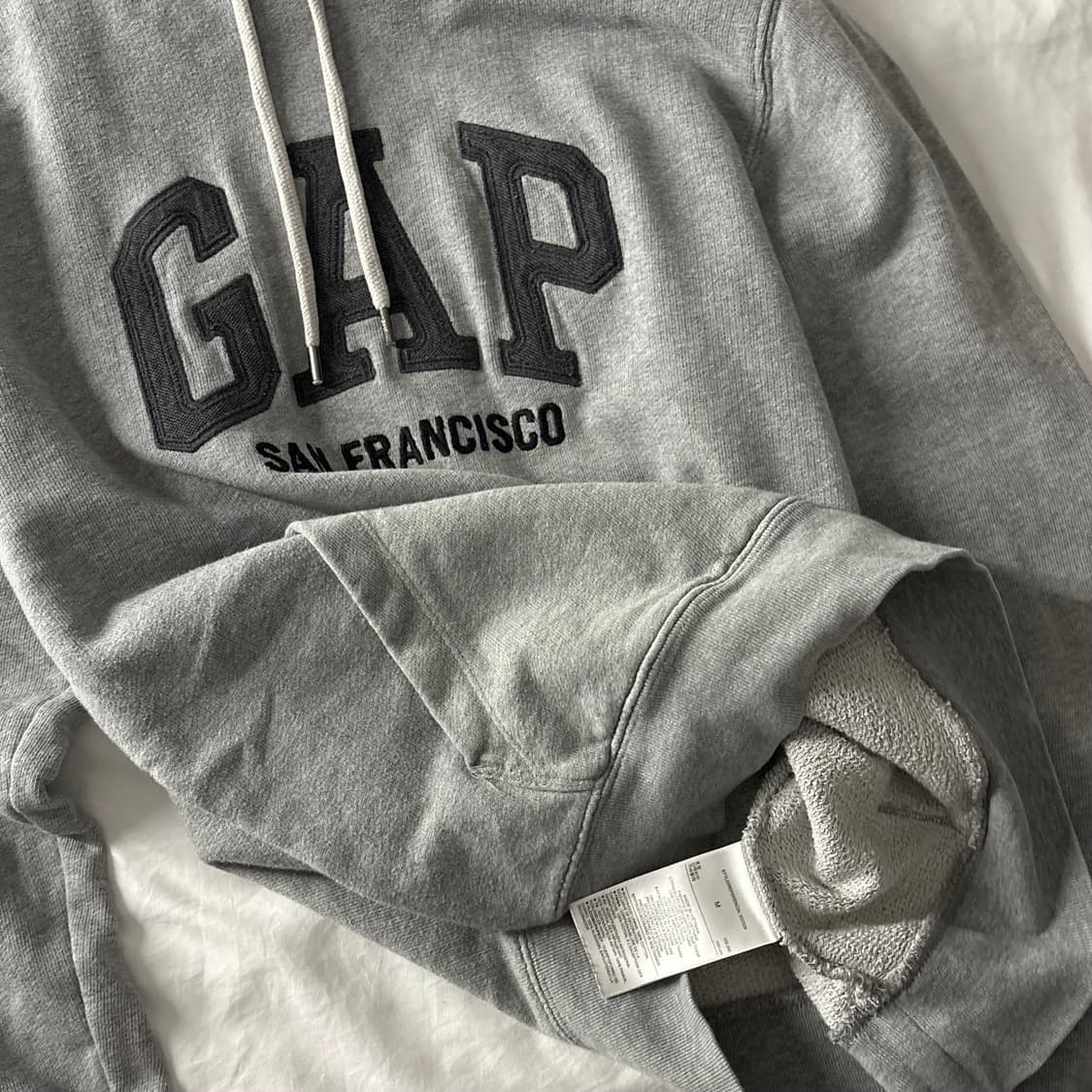 갭 그레이 후드티 상품이미지4