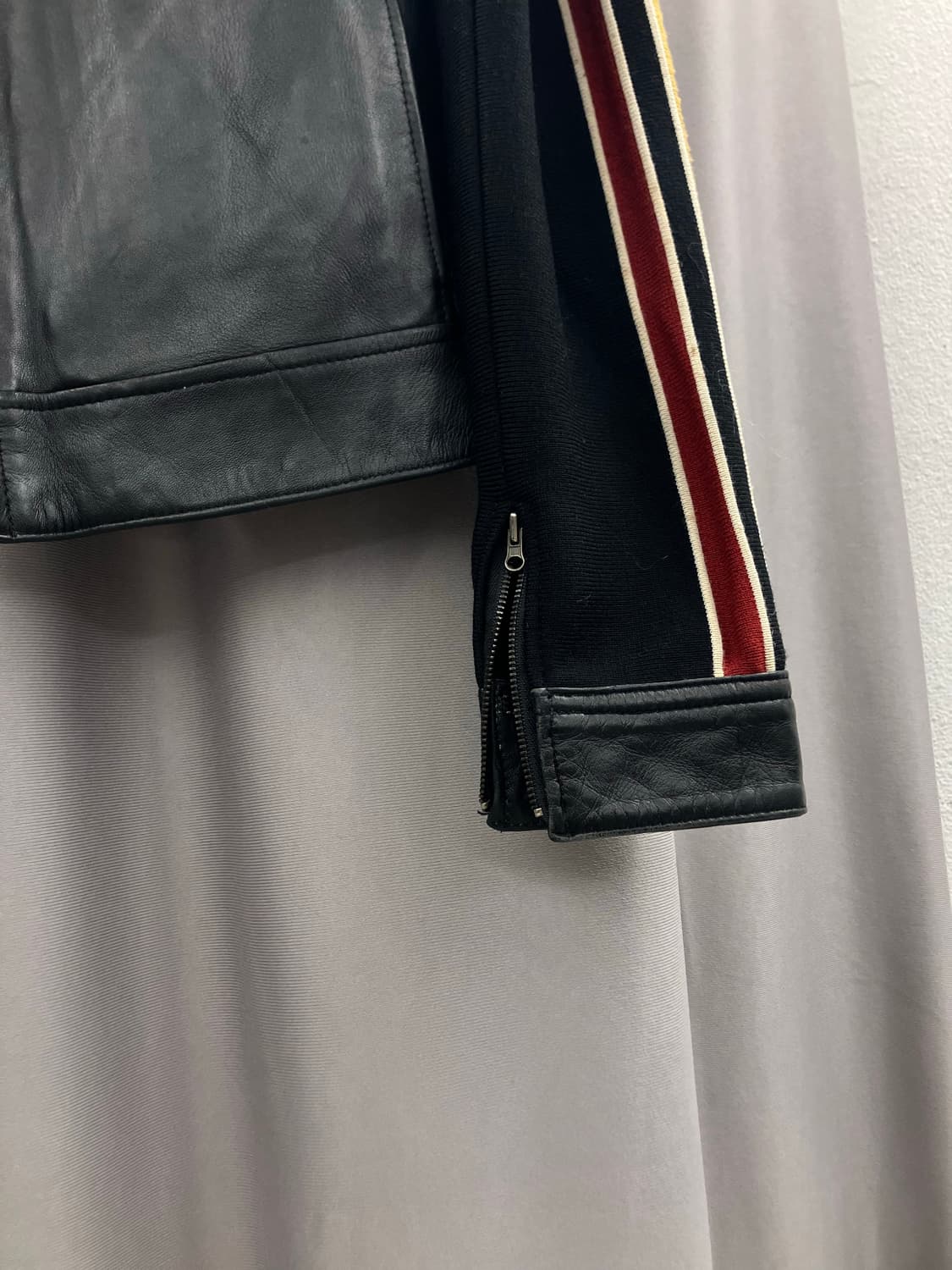 배색 패널 레더 자켓 상품이미지2