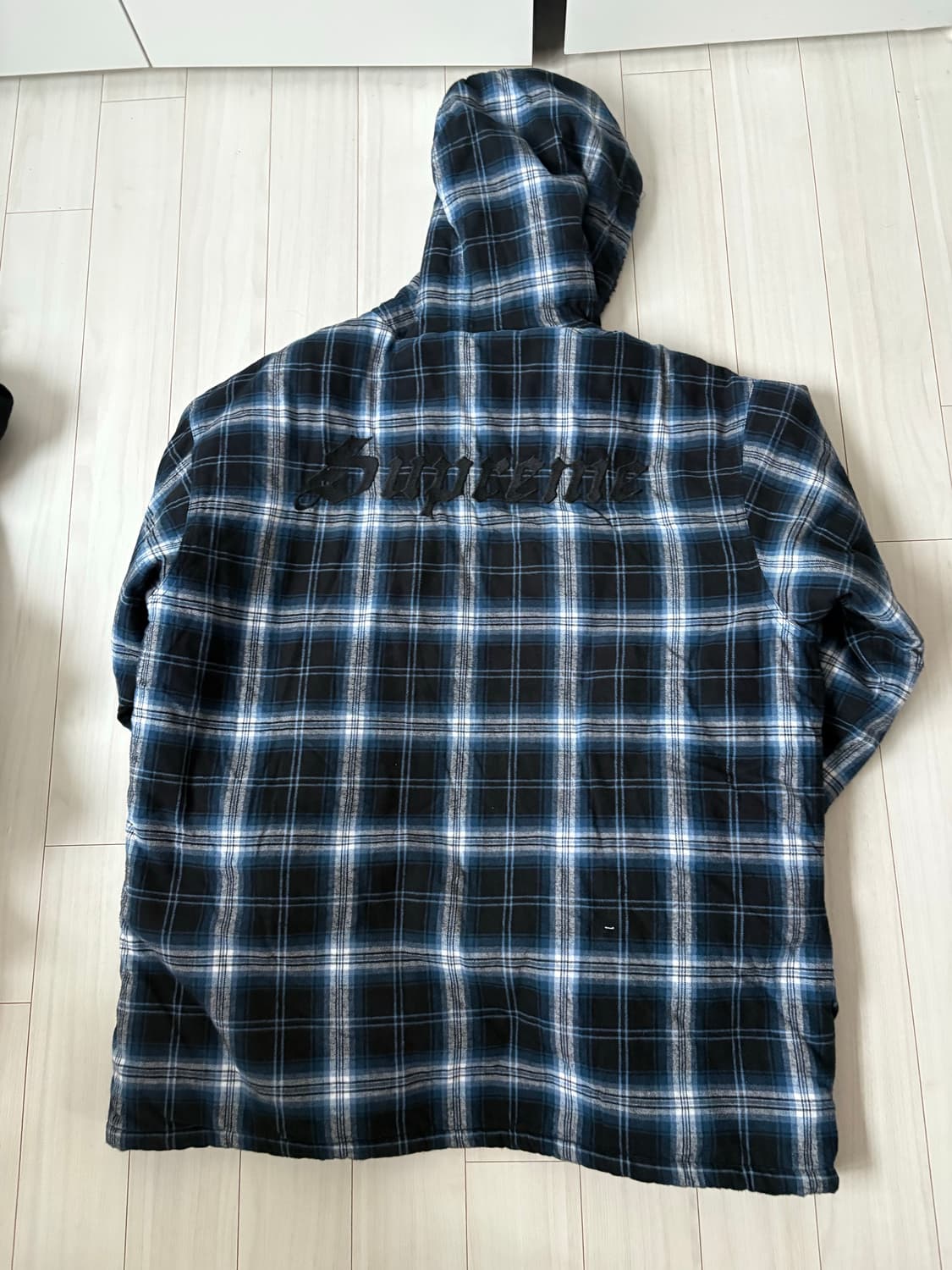 슈프림 라인즈 플란넬 후드자켓 상품이미지4