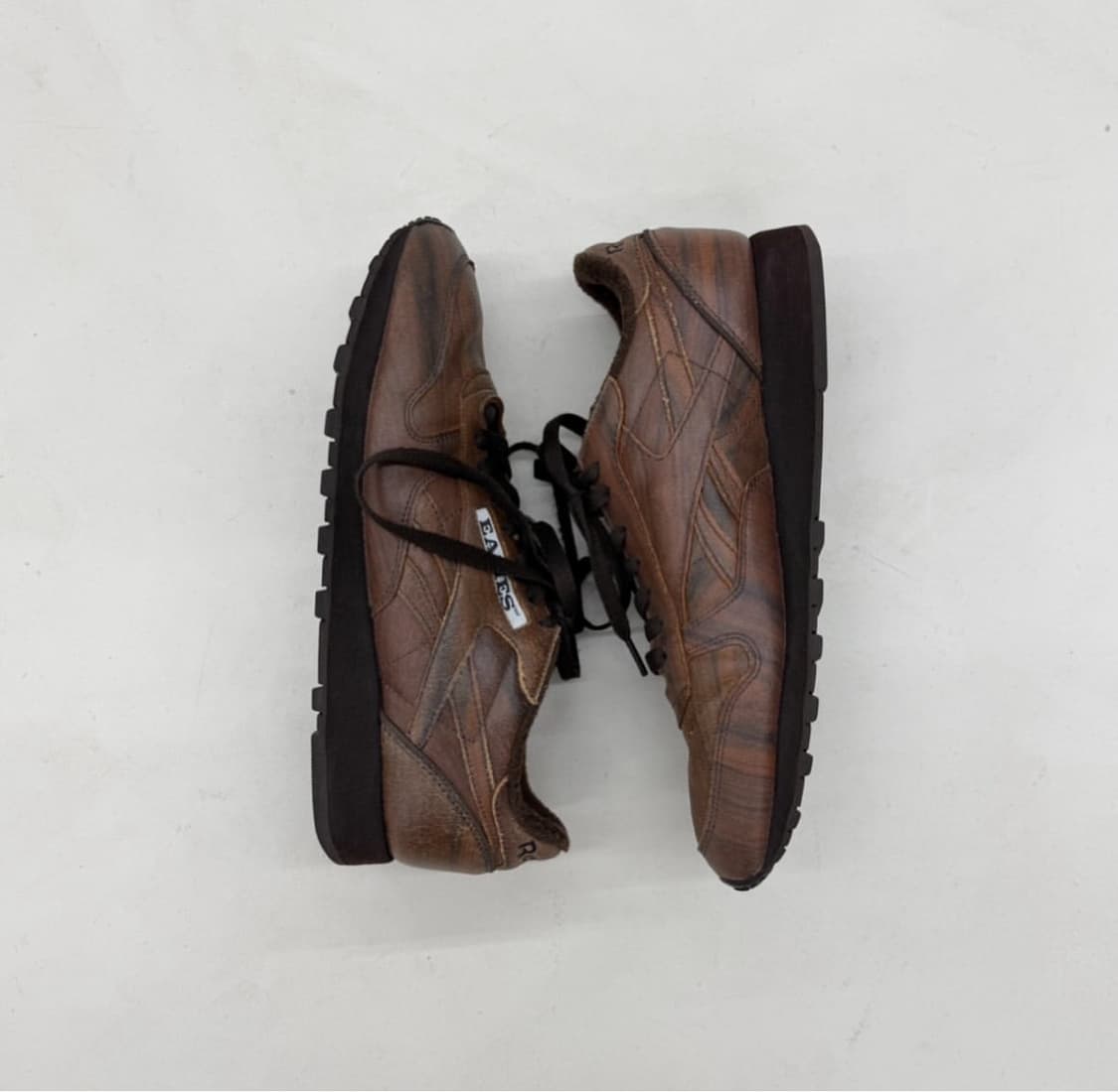 임스 x 리복 클래식 레더 상품이미지3