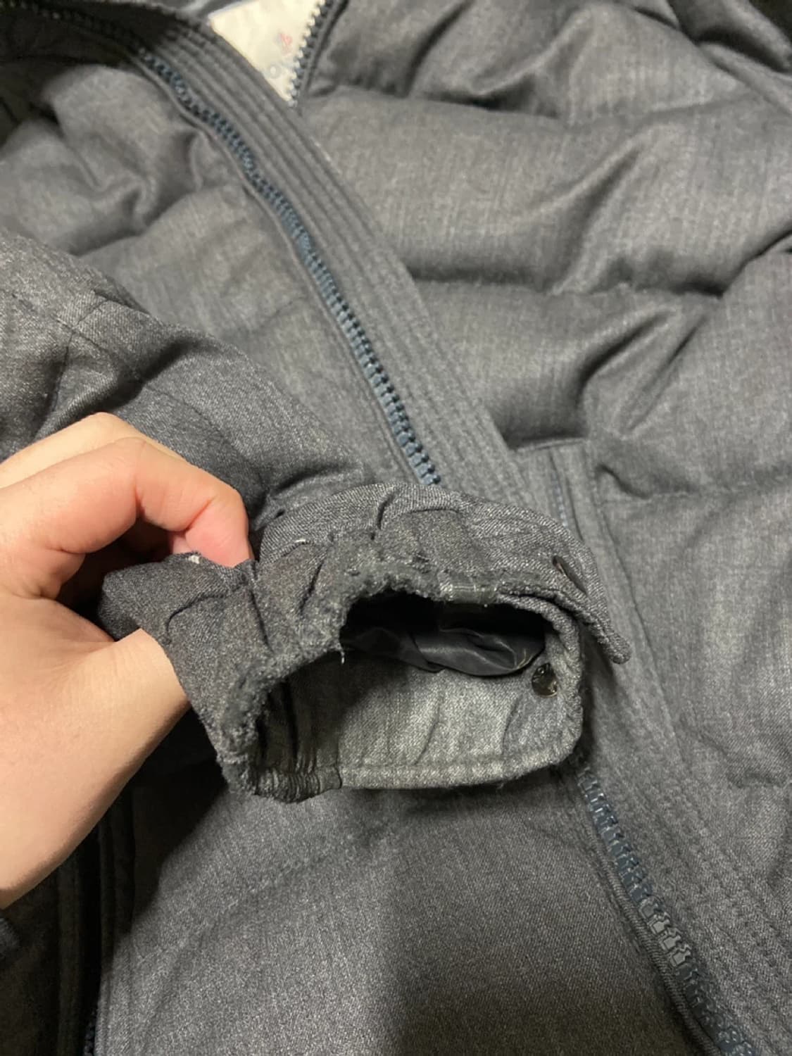 몽클레어 몽제네브르 2사이즈 그레이 패딩 상품이미지9