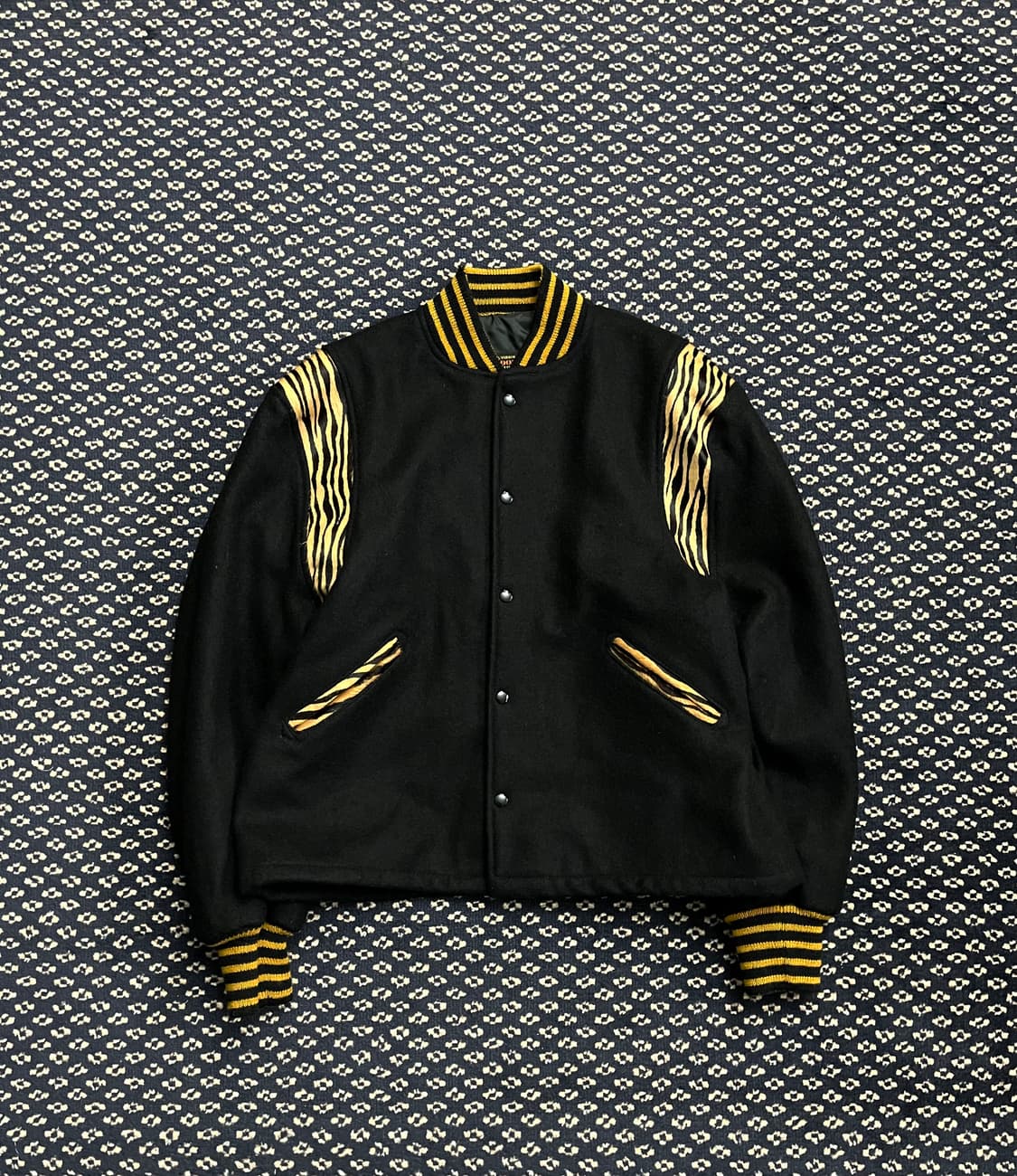 네펜데스 레오파드 울 봄버자켓 상품이미지1